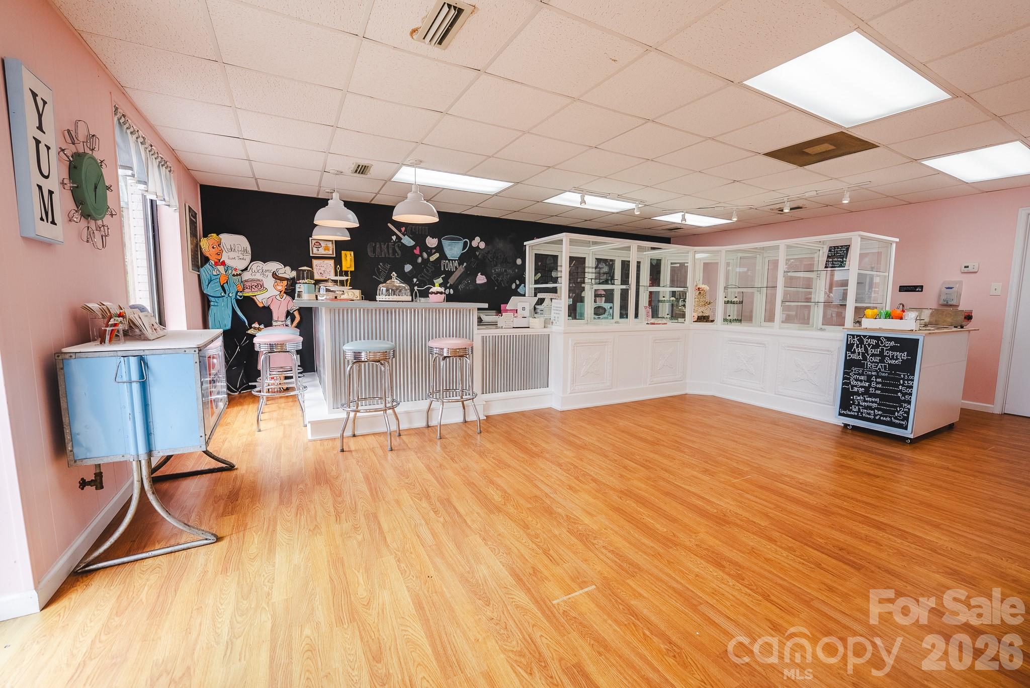 main property photo 35