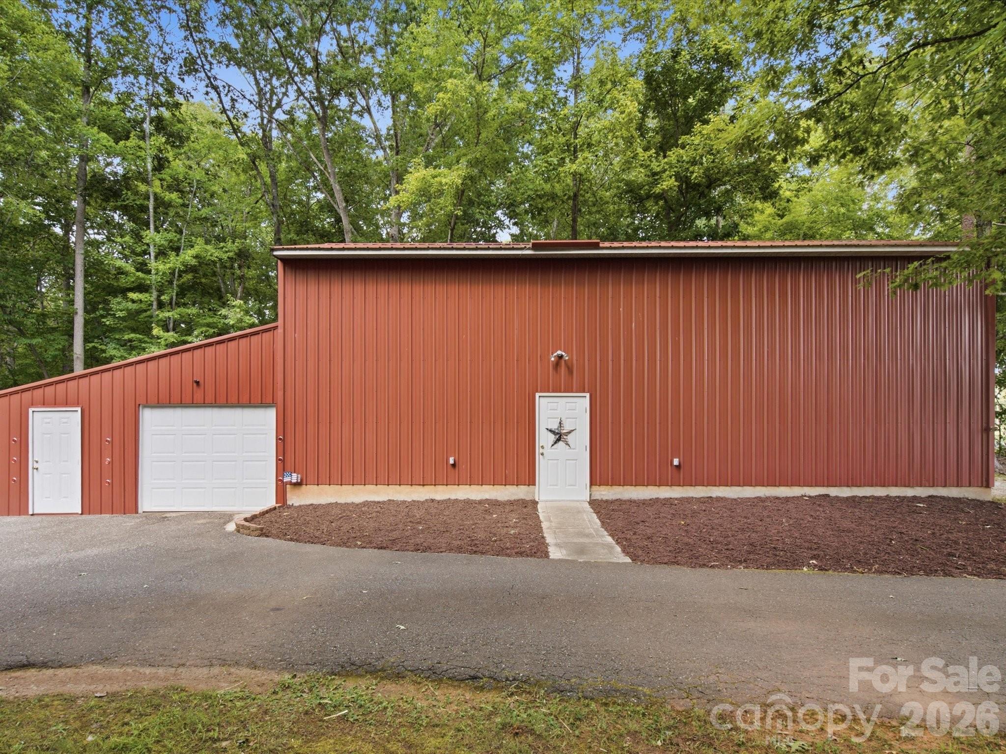 main property photo 35