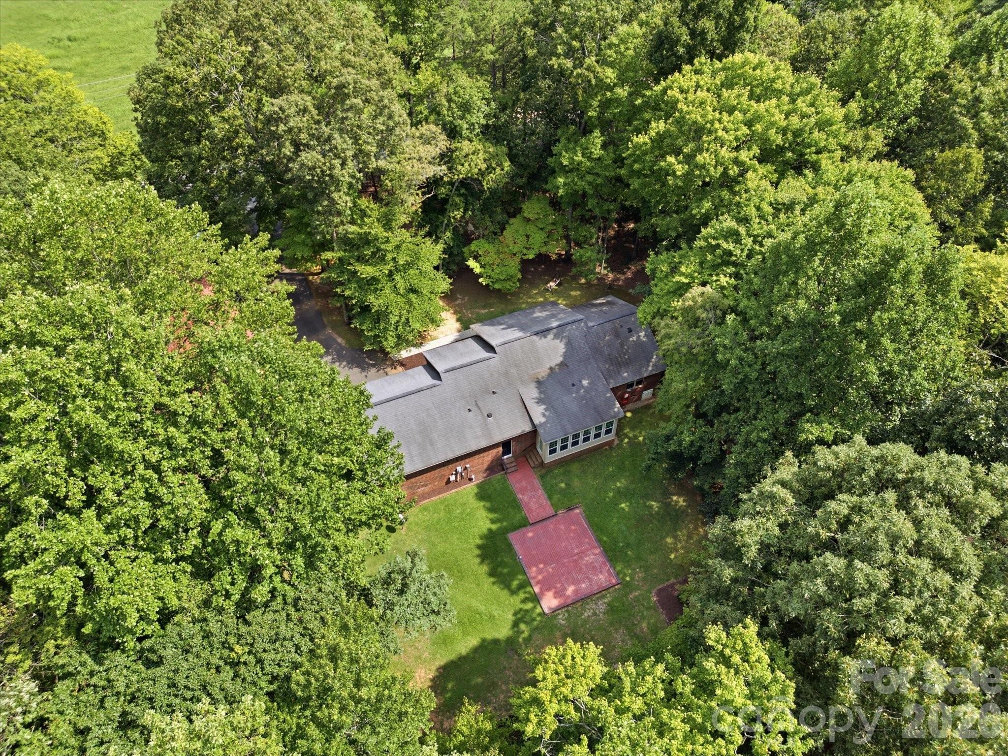 main property photo 41