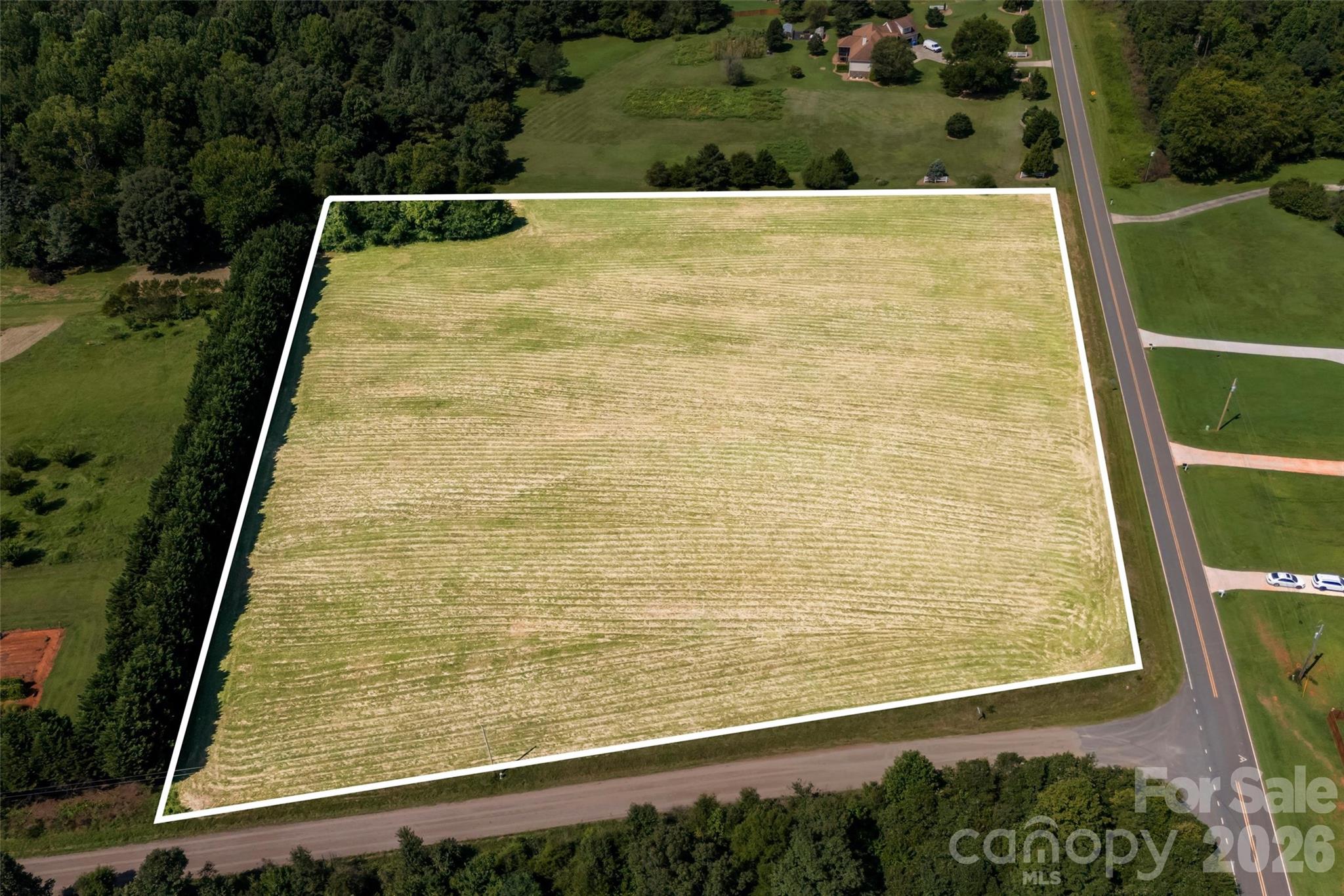 main property photo 13