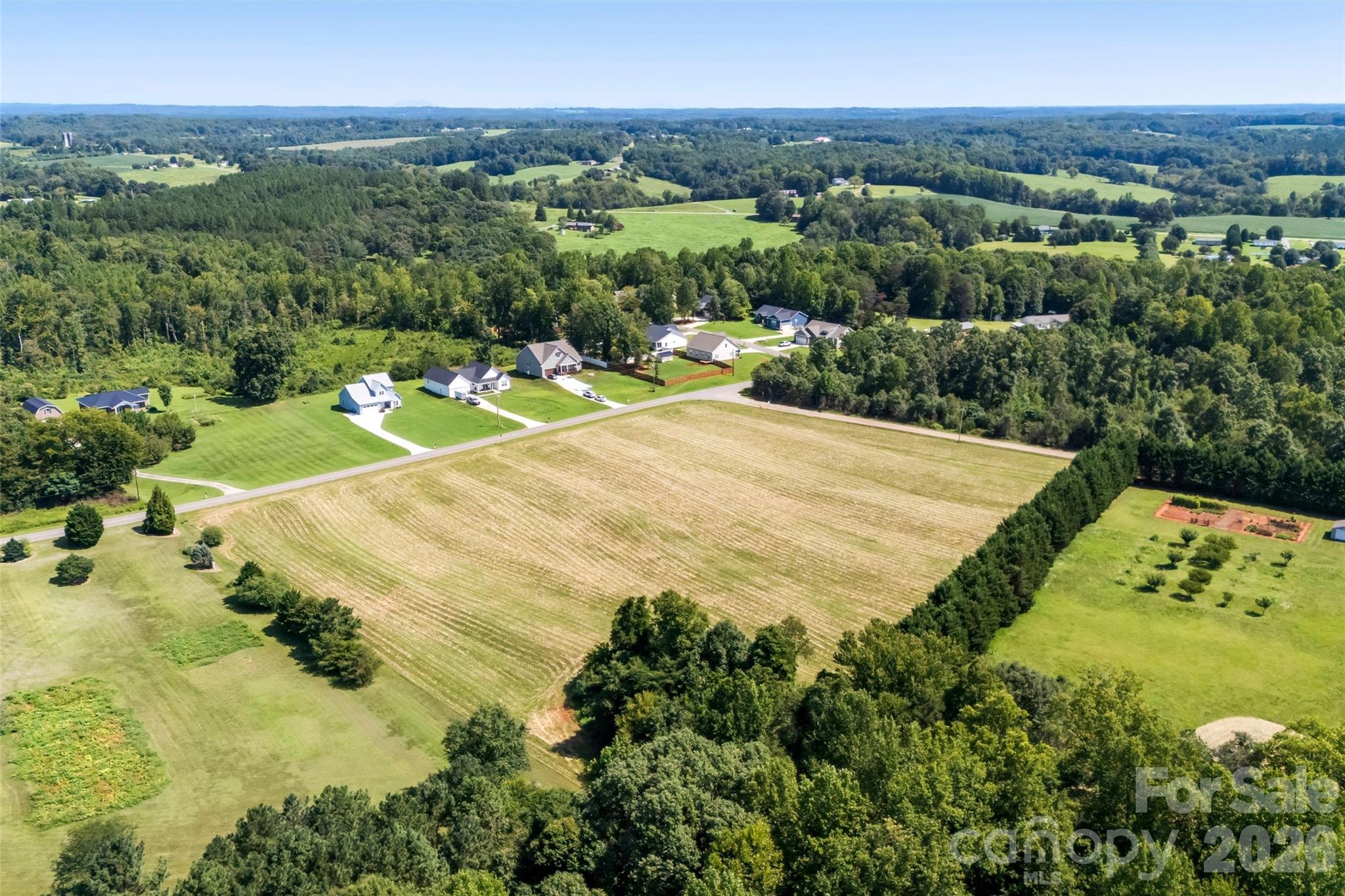main property photo 9
