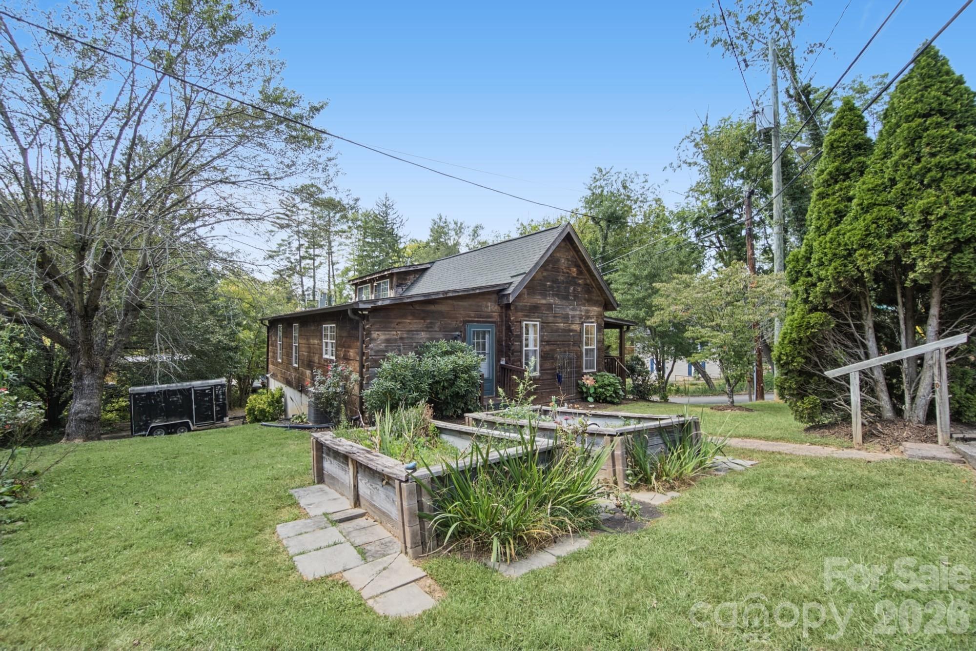 main property photo 35