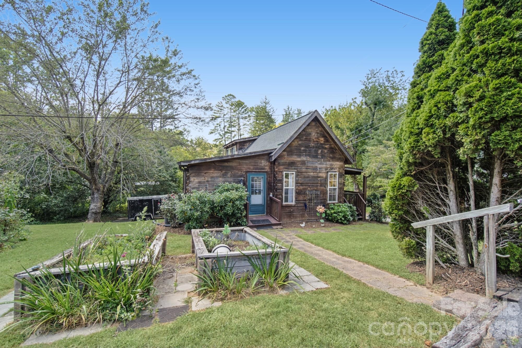 main property photo 36