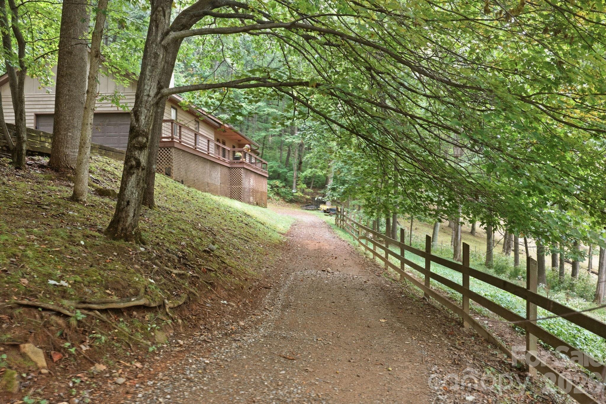 main property photo 29