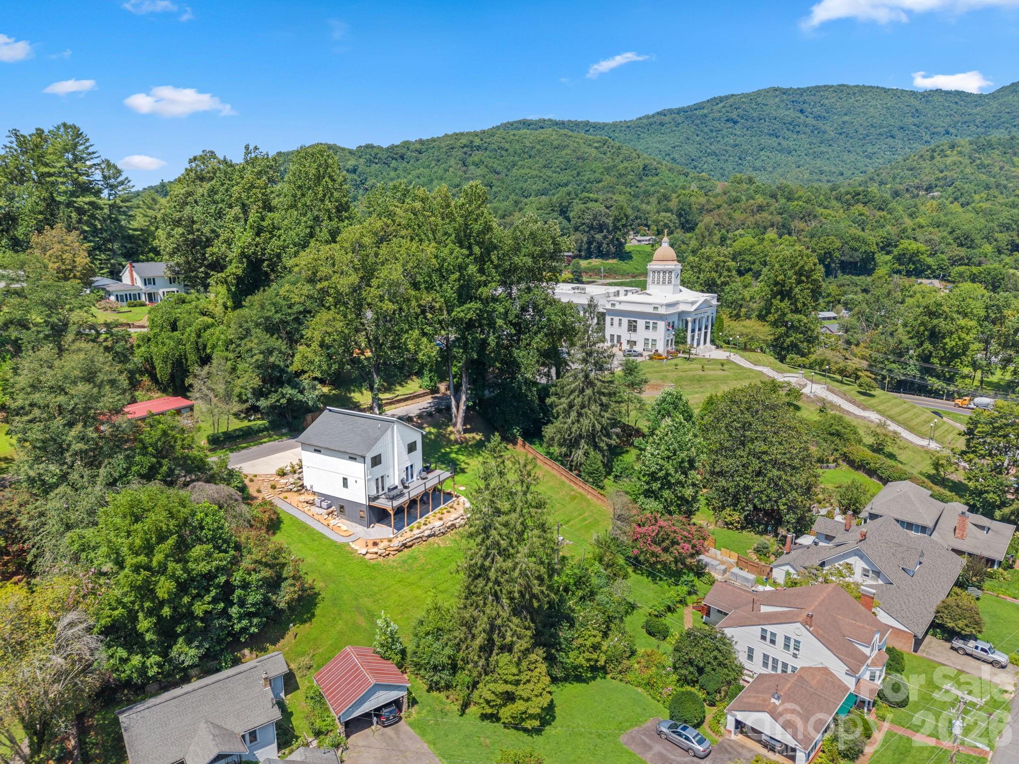 main property photo 45