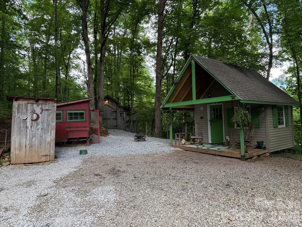 main property photo 5