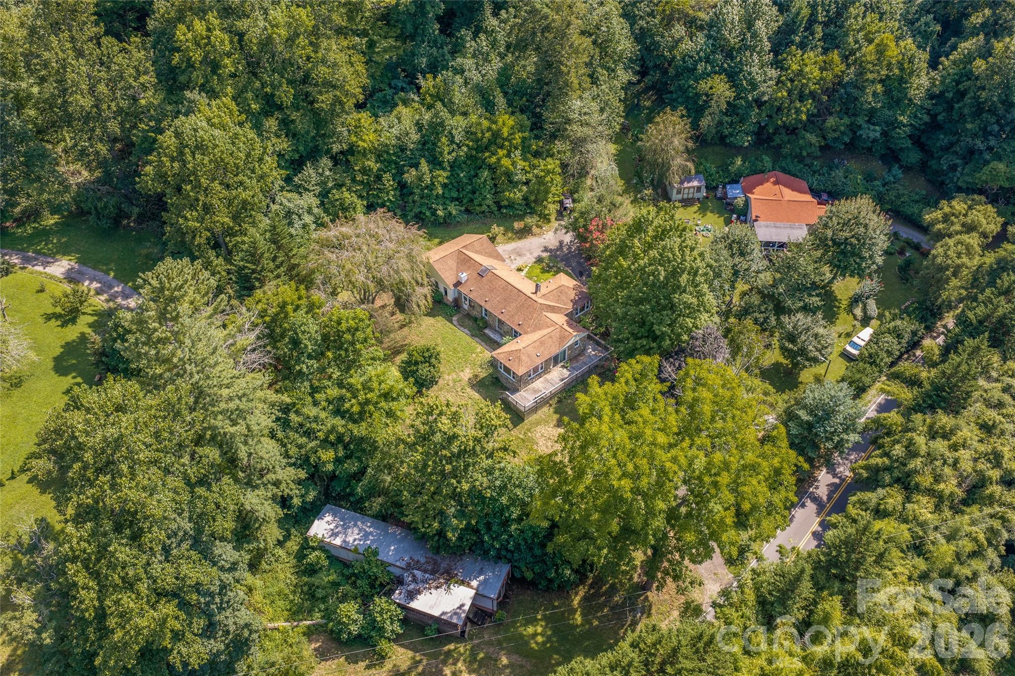 main property photo 41