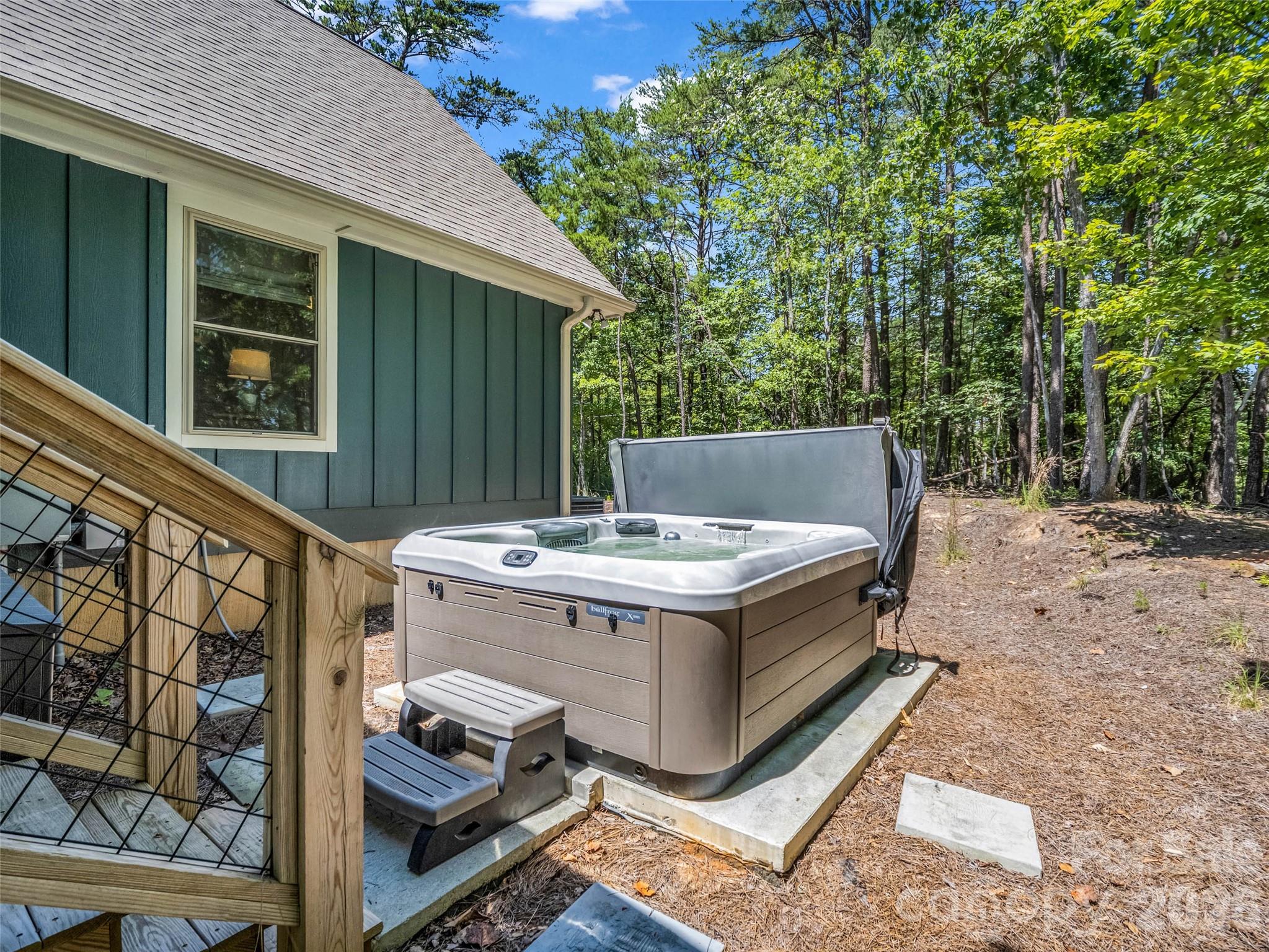 main property photo 29
