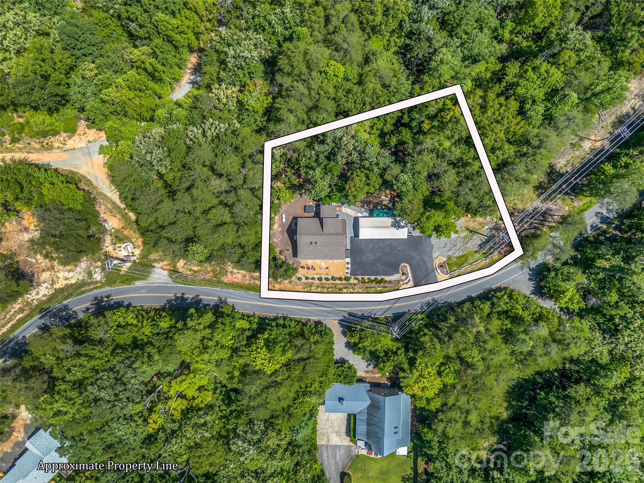 main property photo 33