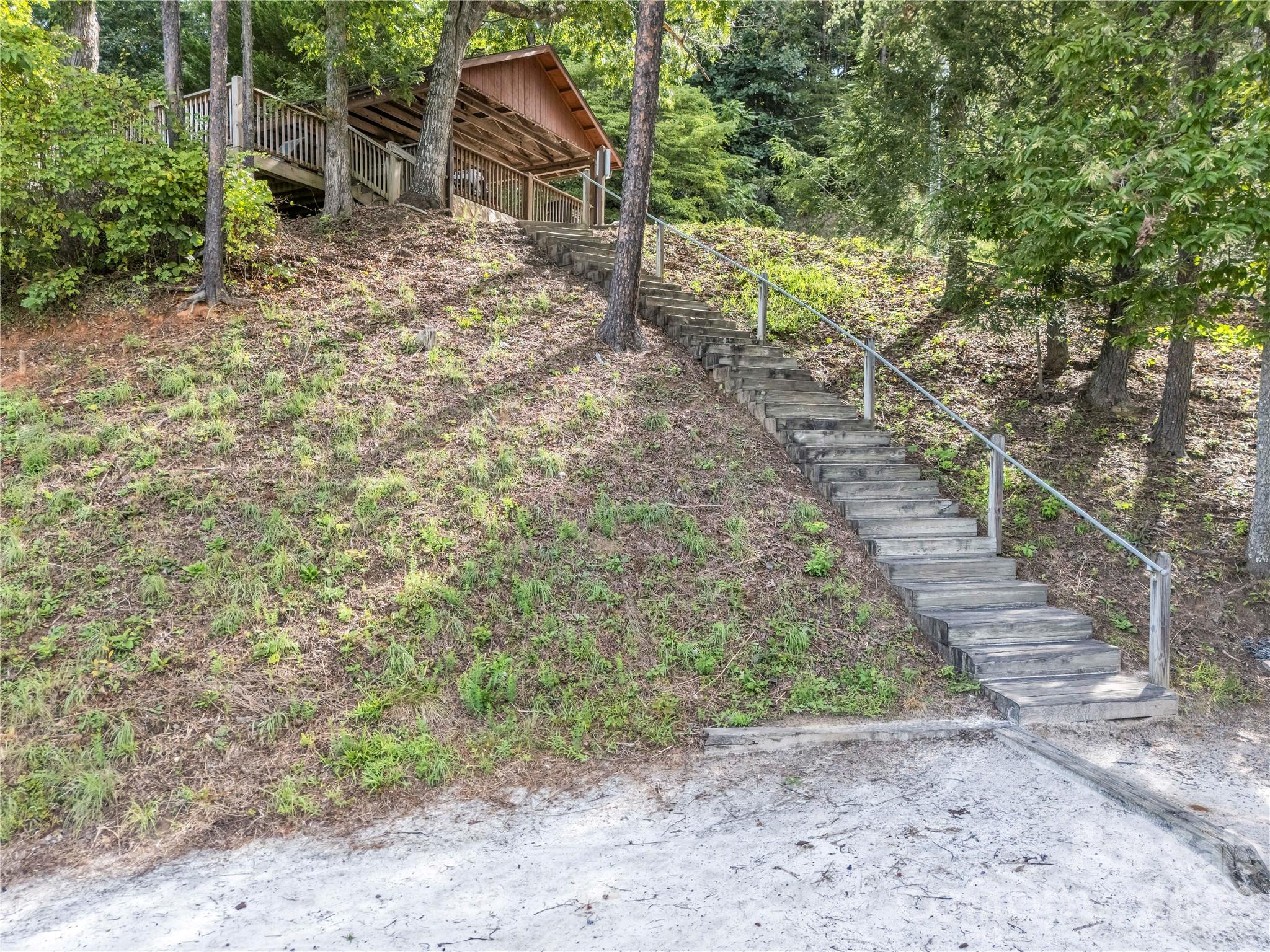 main property photo 39
