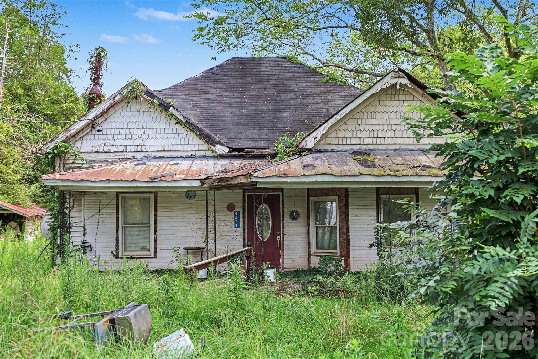 main property photo 3