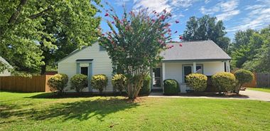 image of property with 3 Bed | 2 Bath | 1,251 Sqft