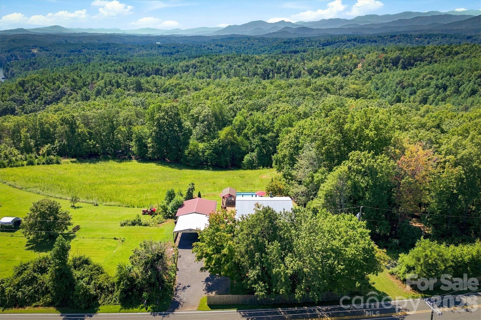 main property photo 40