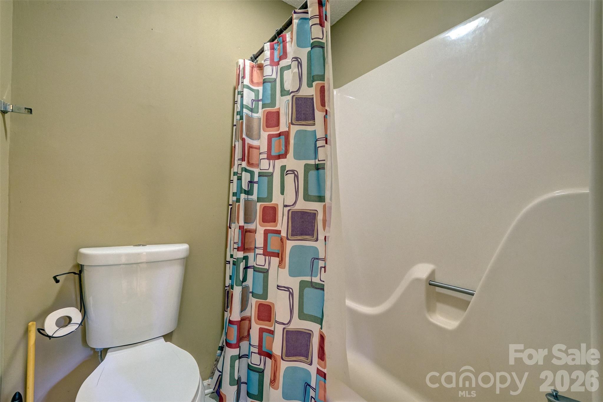 main property photo 22