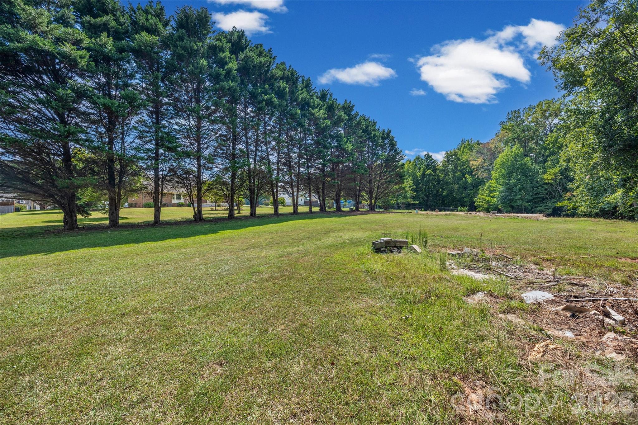 main property photo 41