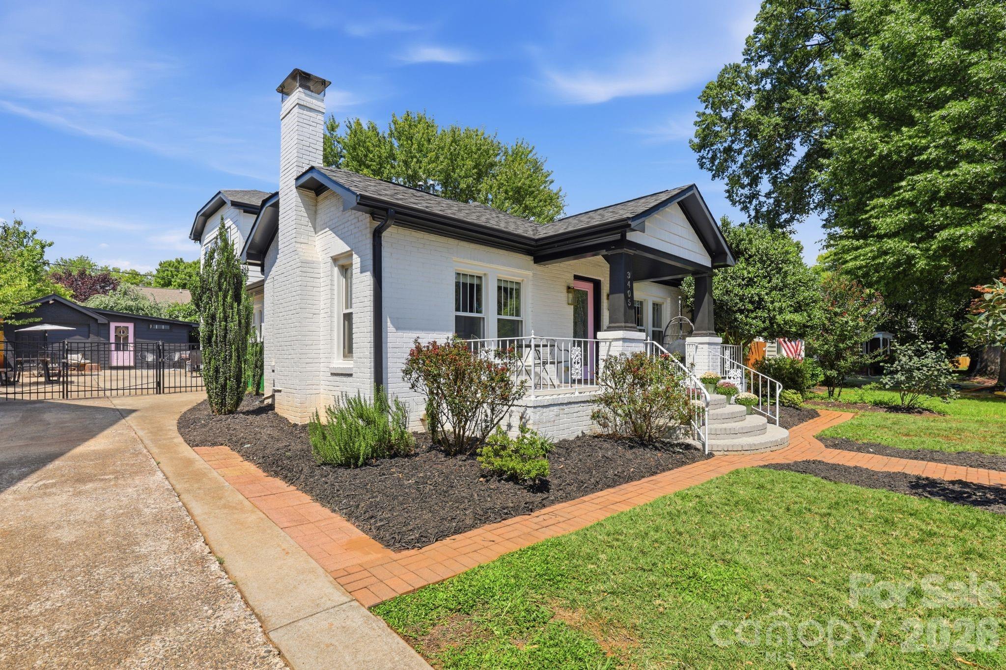 main property photo 6