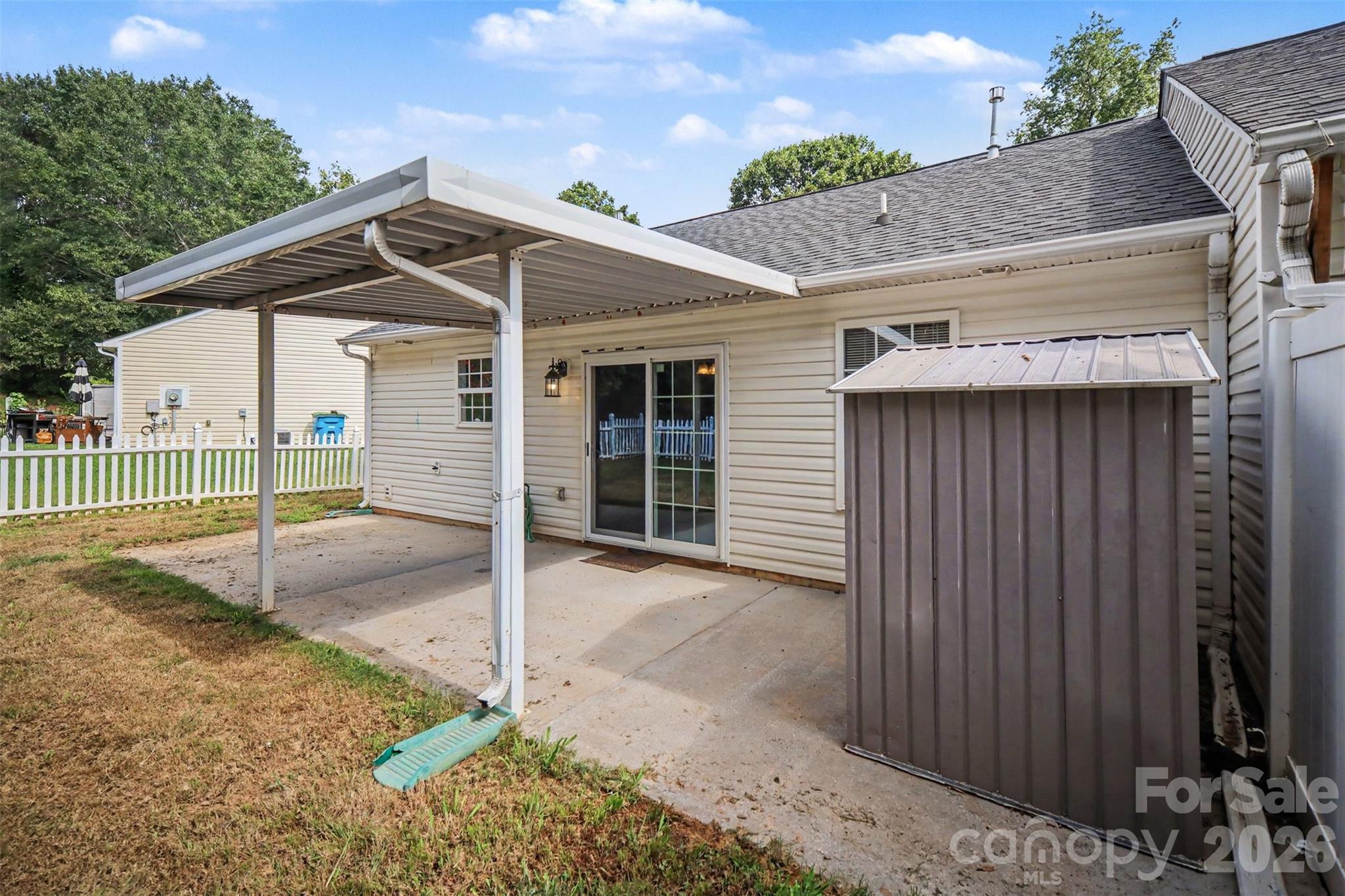 main property photo 43