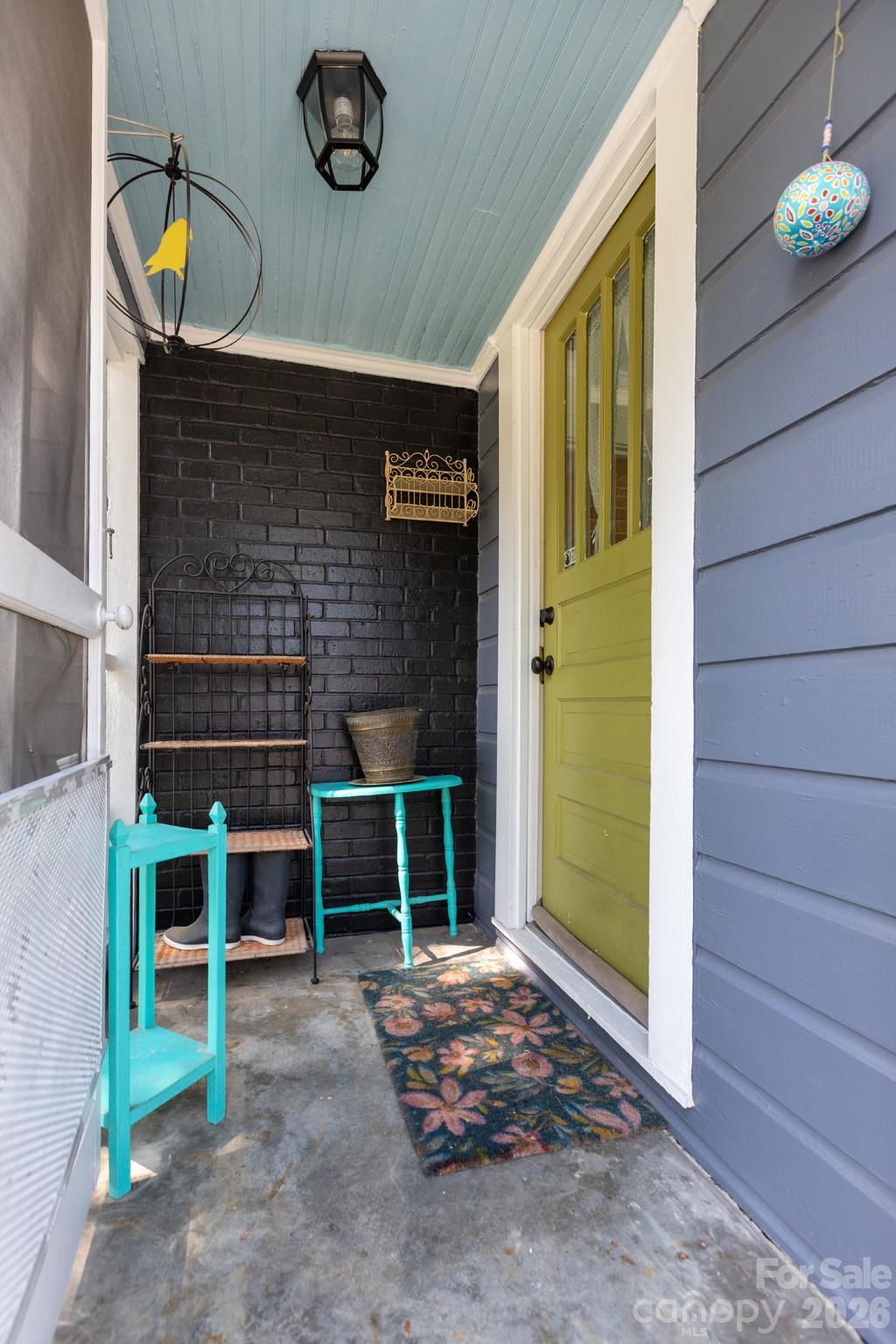 main property photo 17