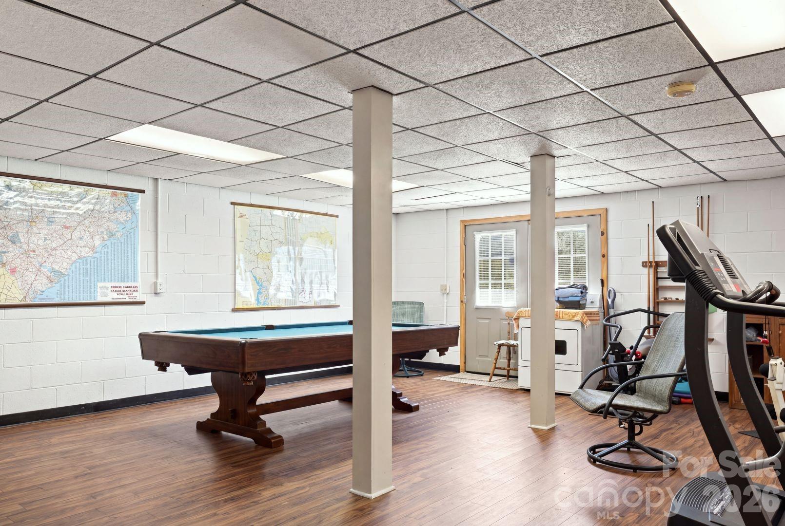 main property photo 30