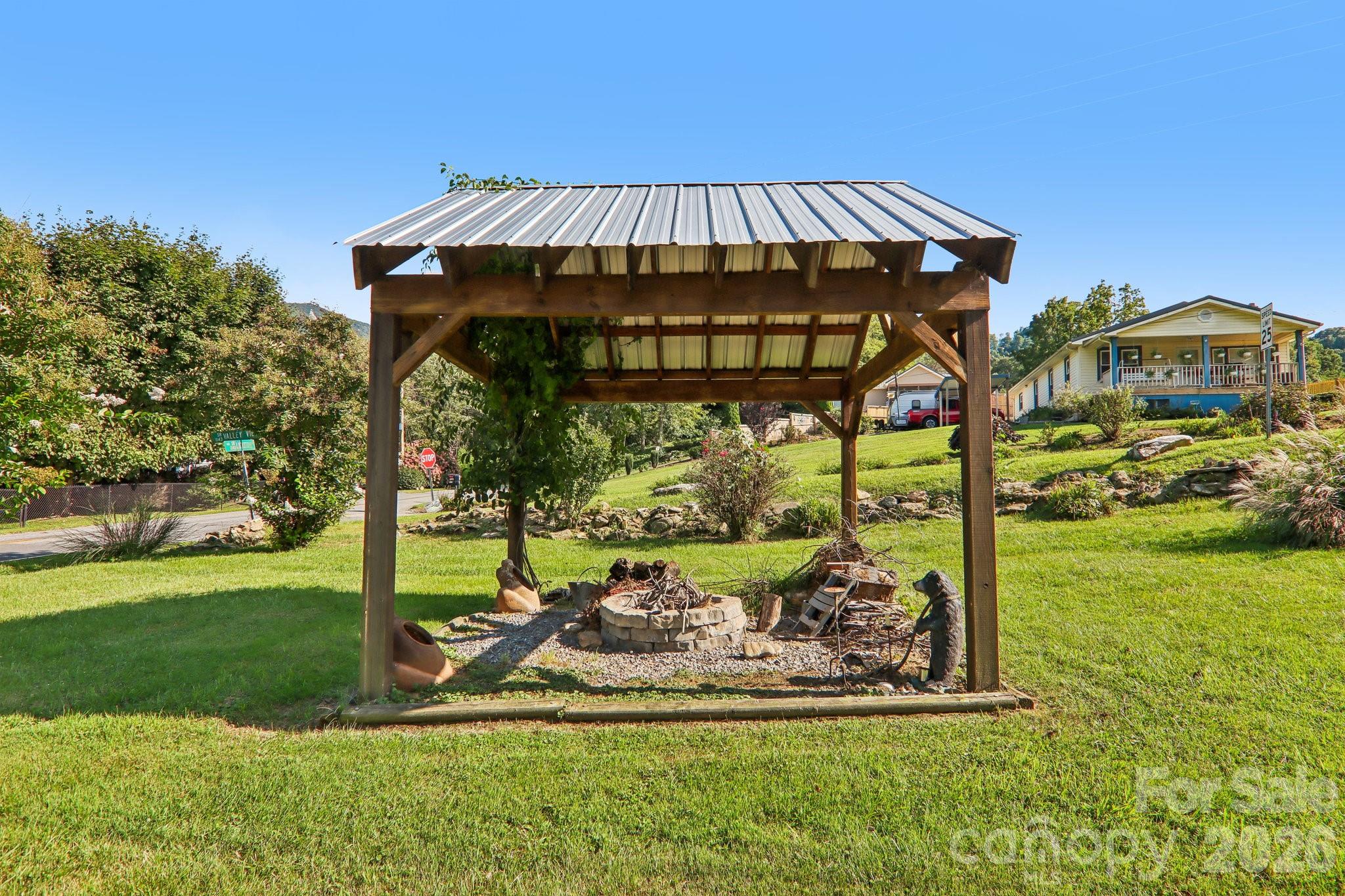 main property photo 32