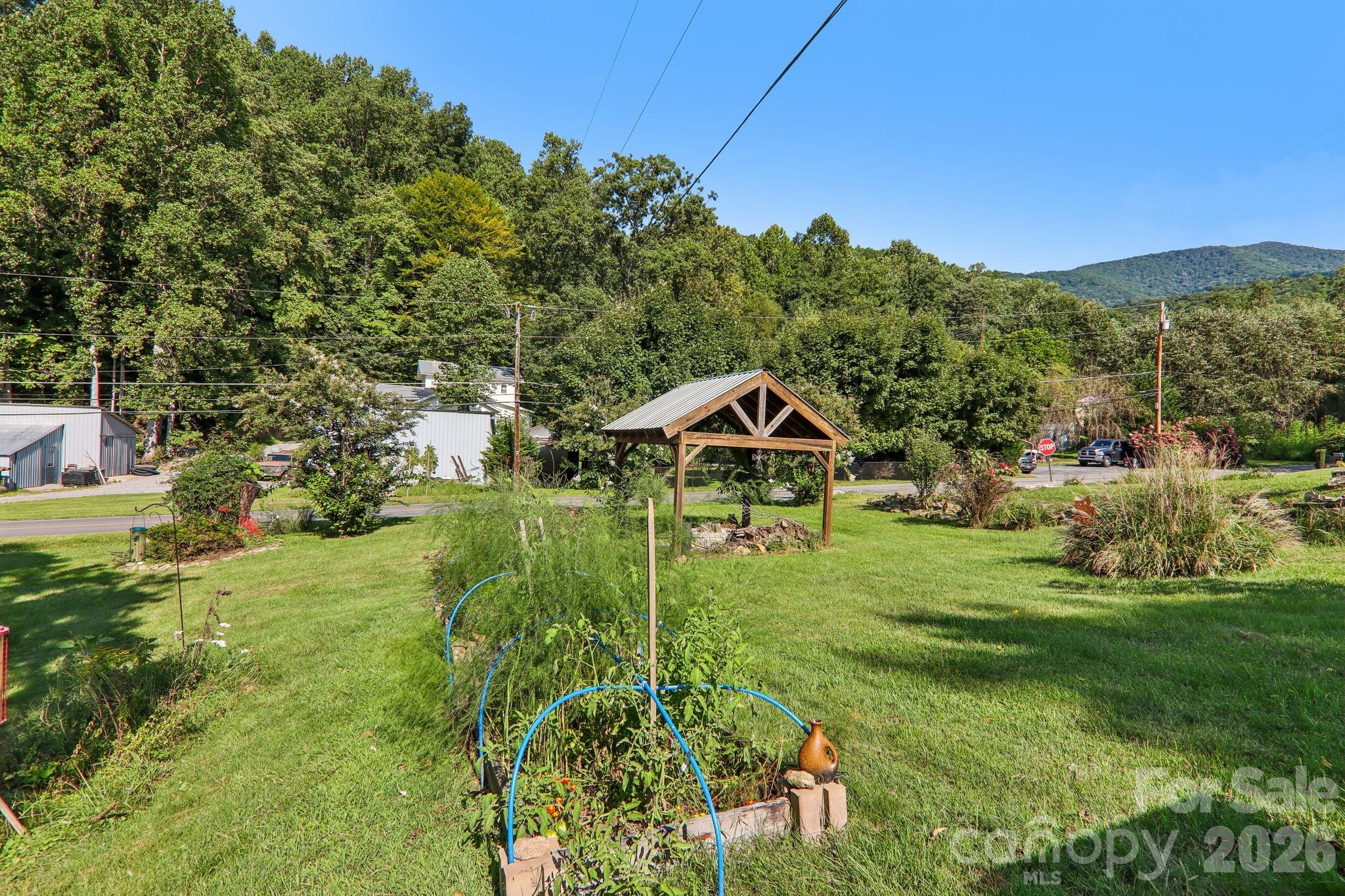 main property photo 35
