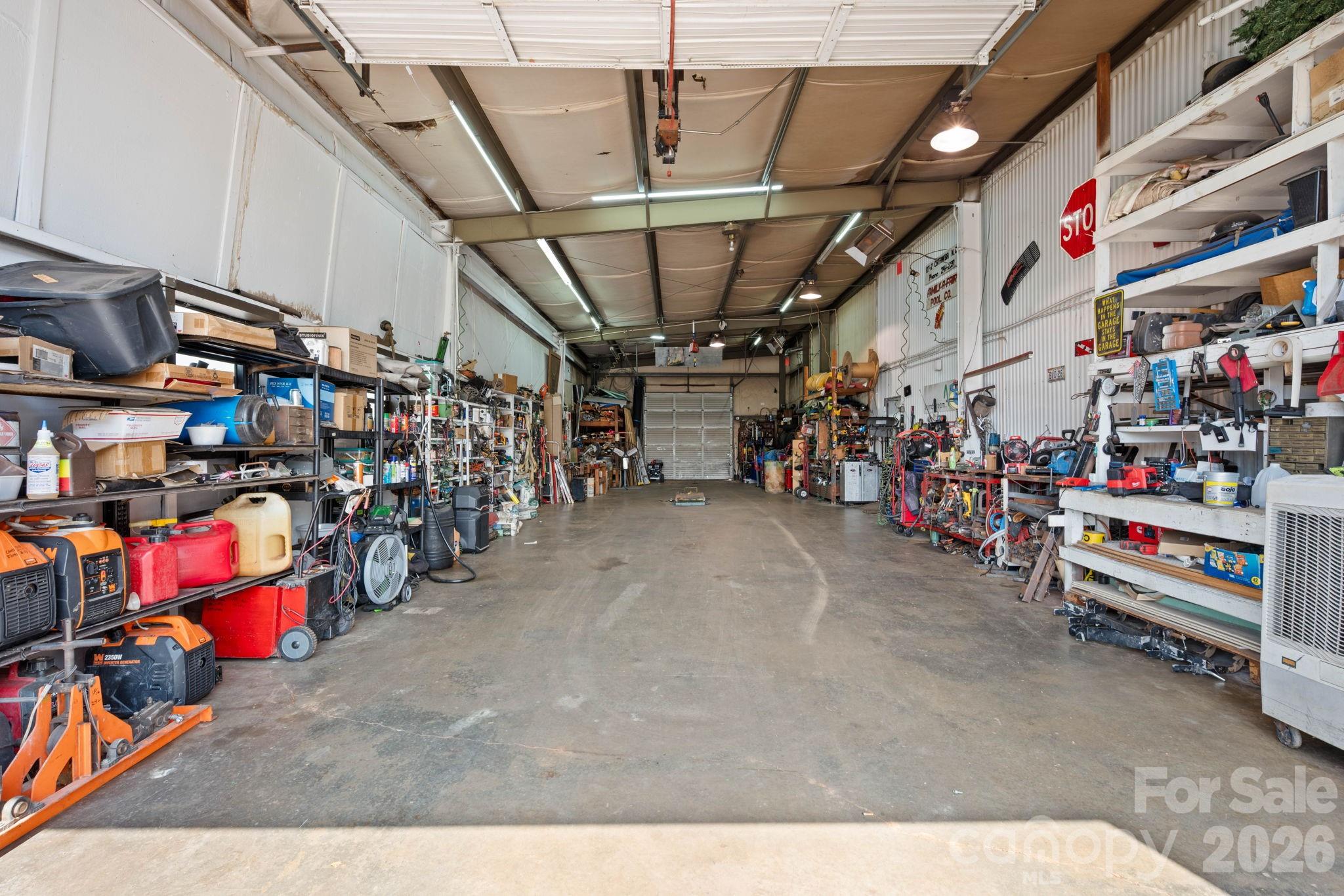 main property photo 40