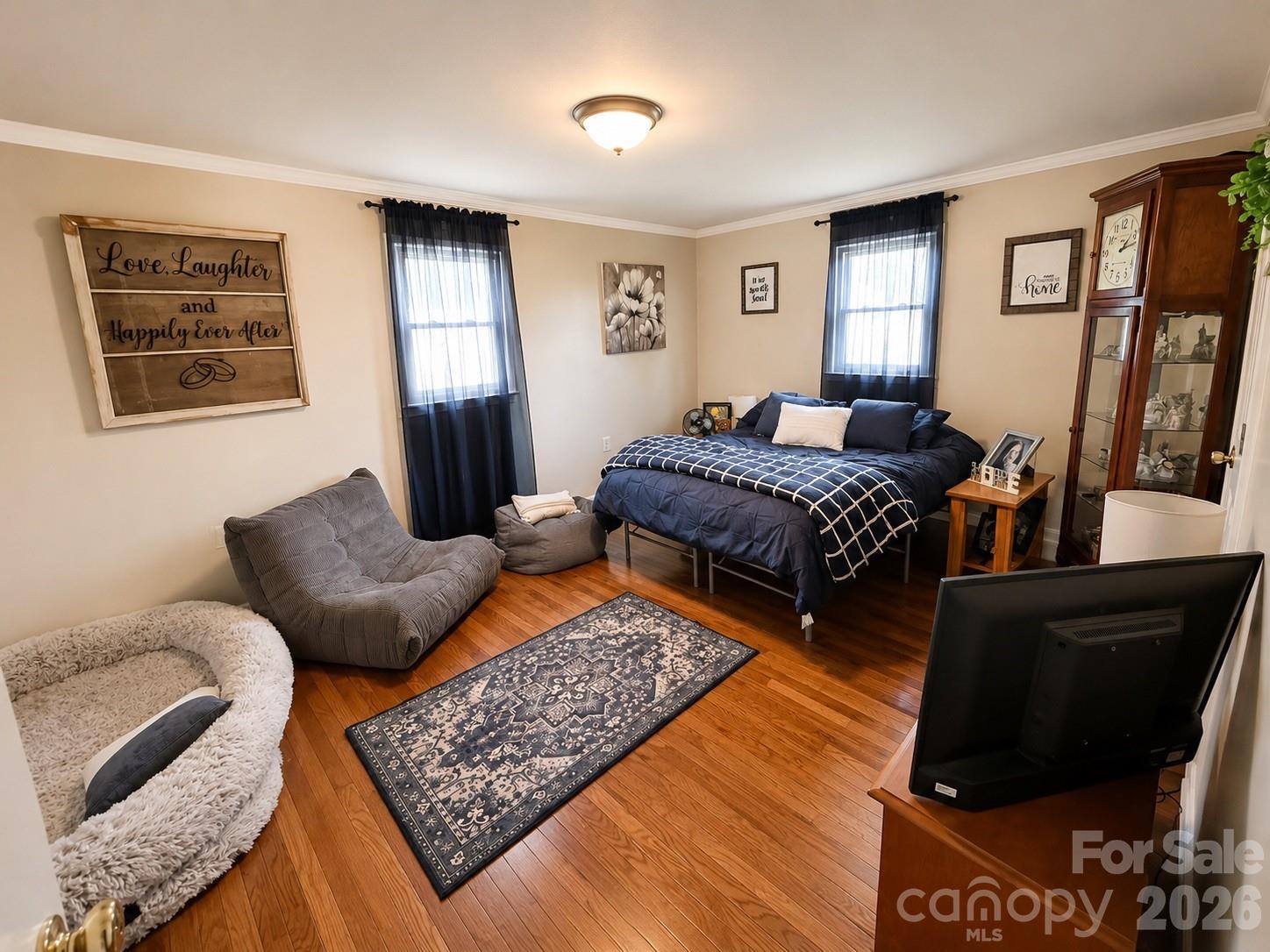 main property photo 7
