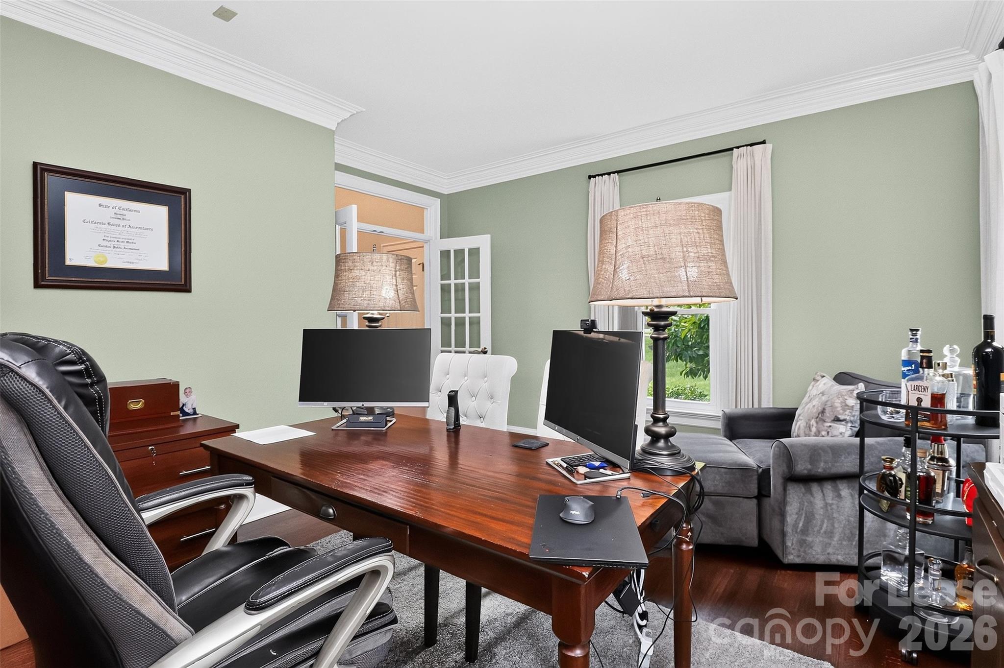 main property photo 32