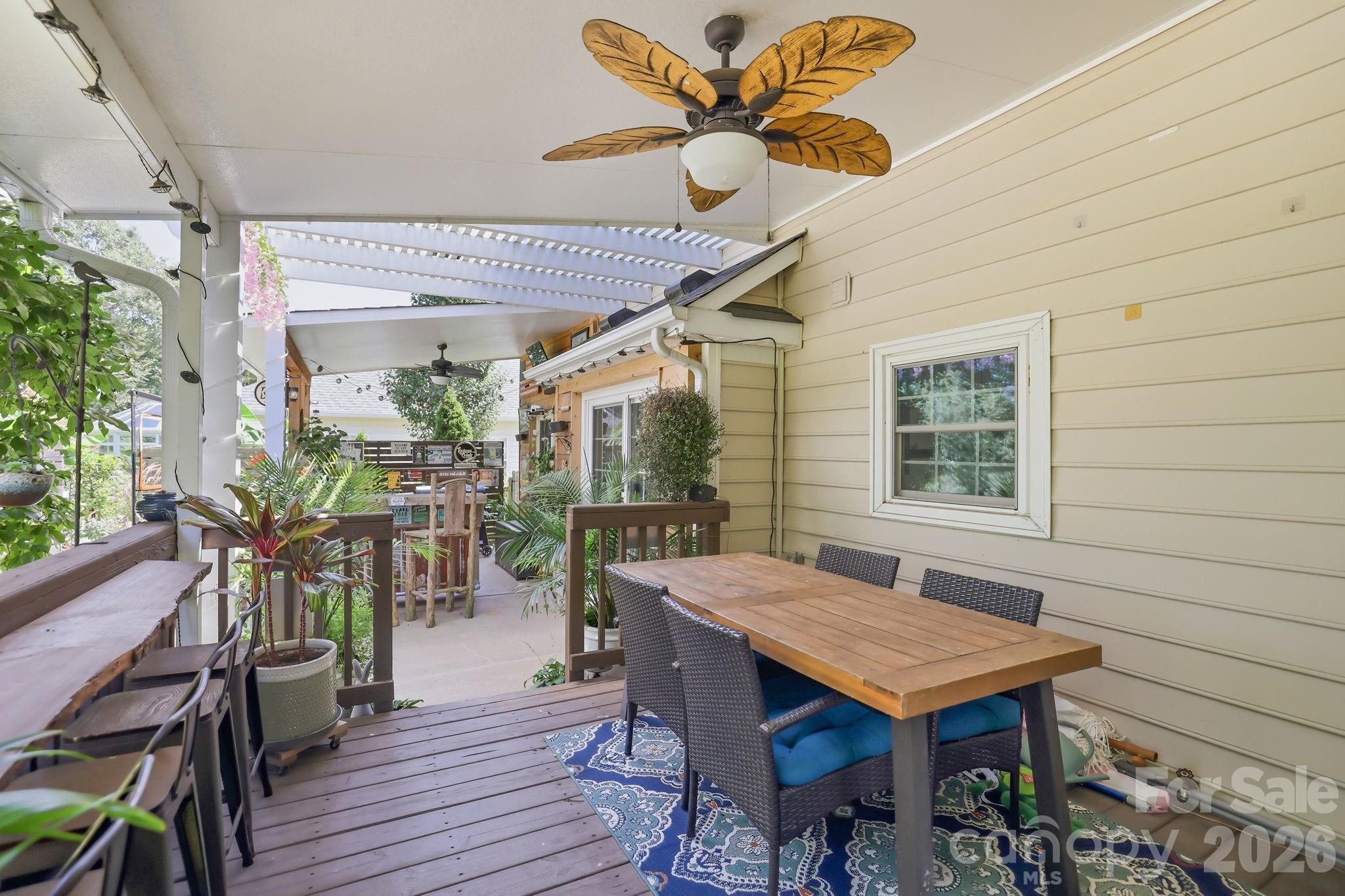main property photo 30