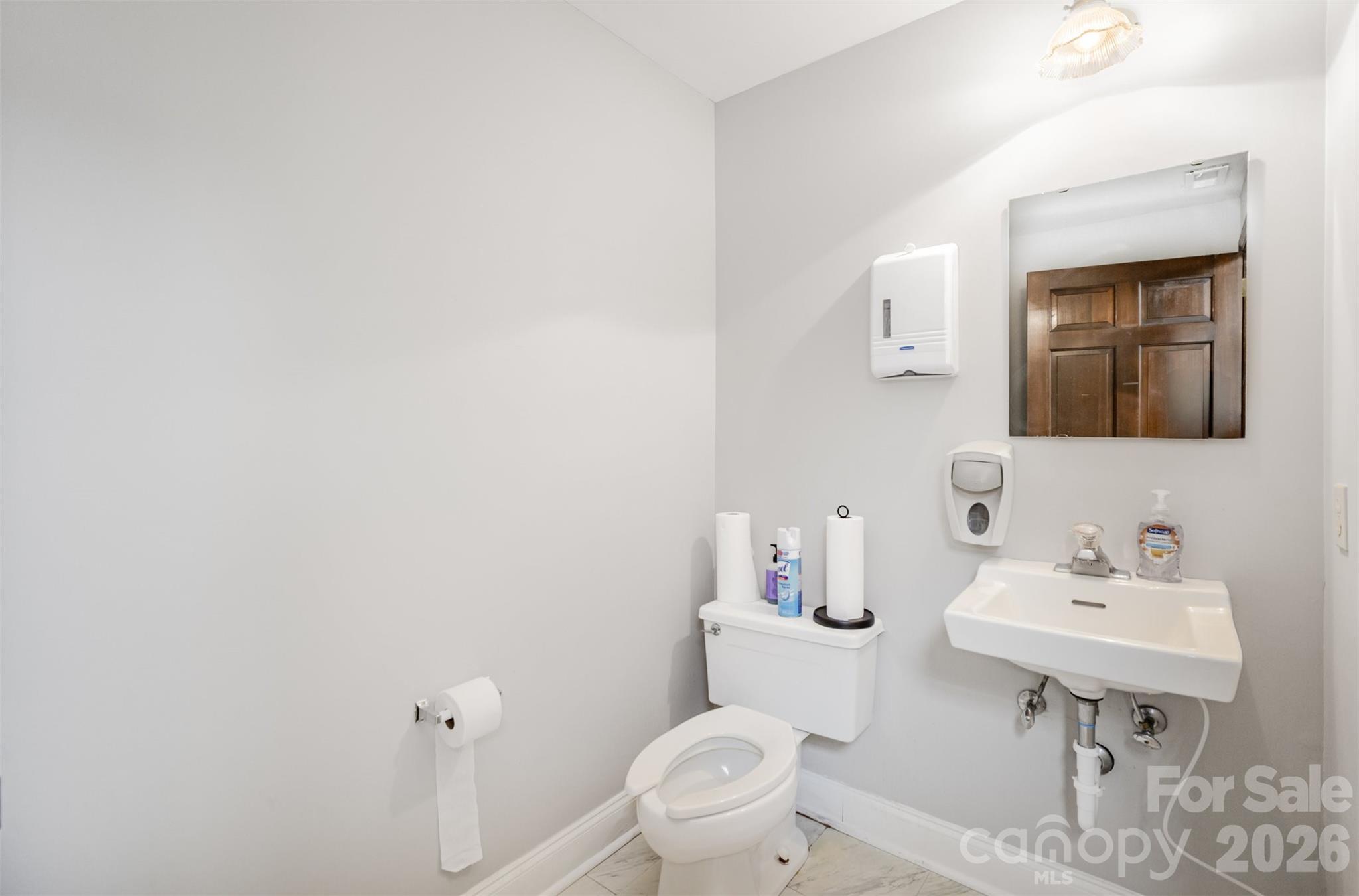 main property photo 20
