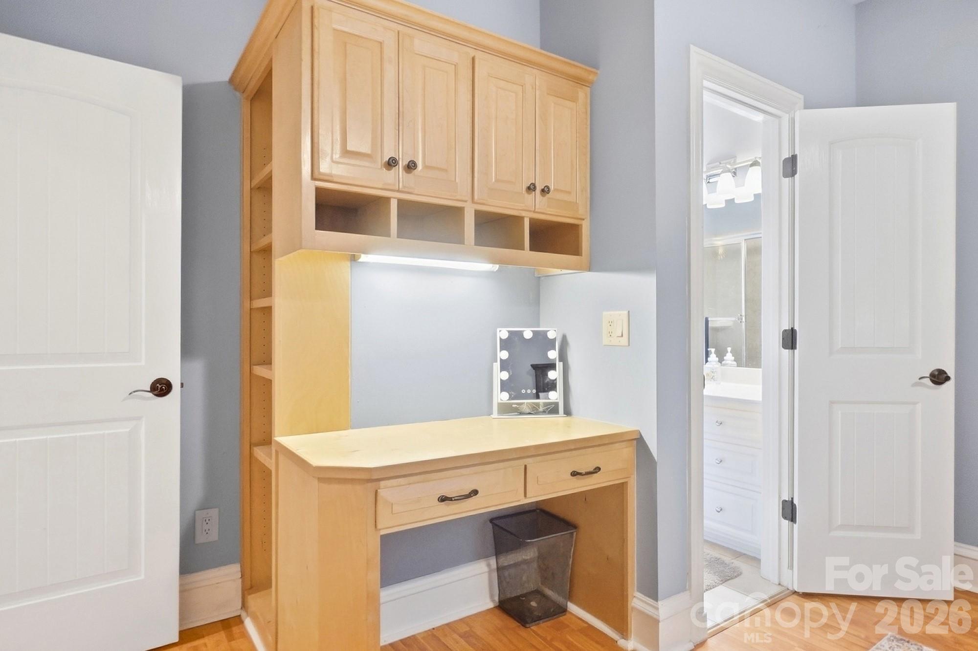 main property photo 29