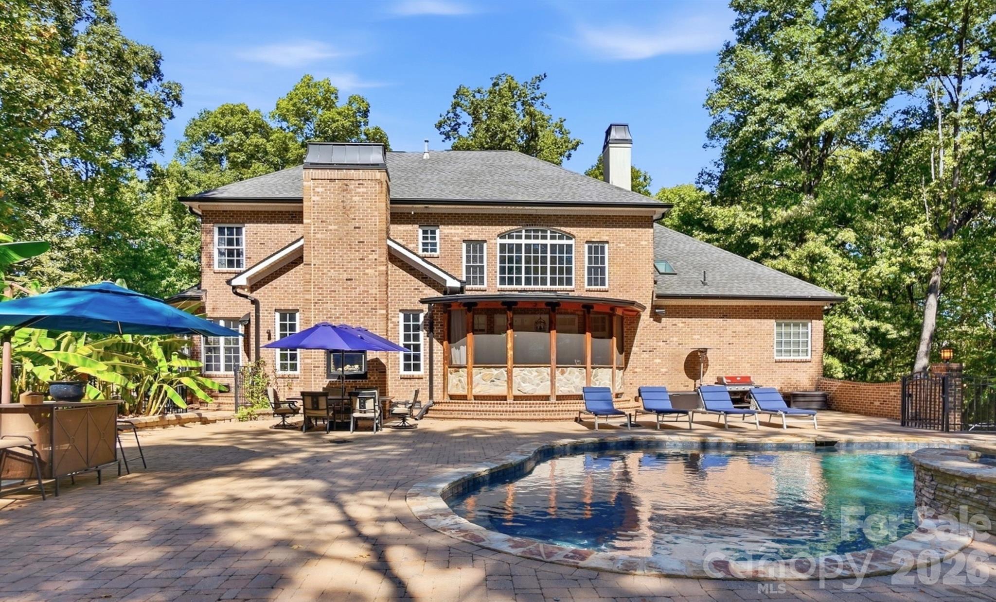 main property photo 34