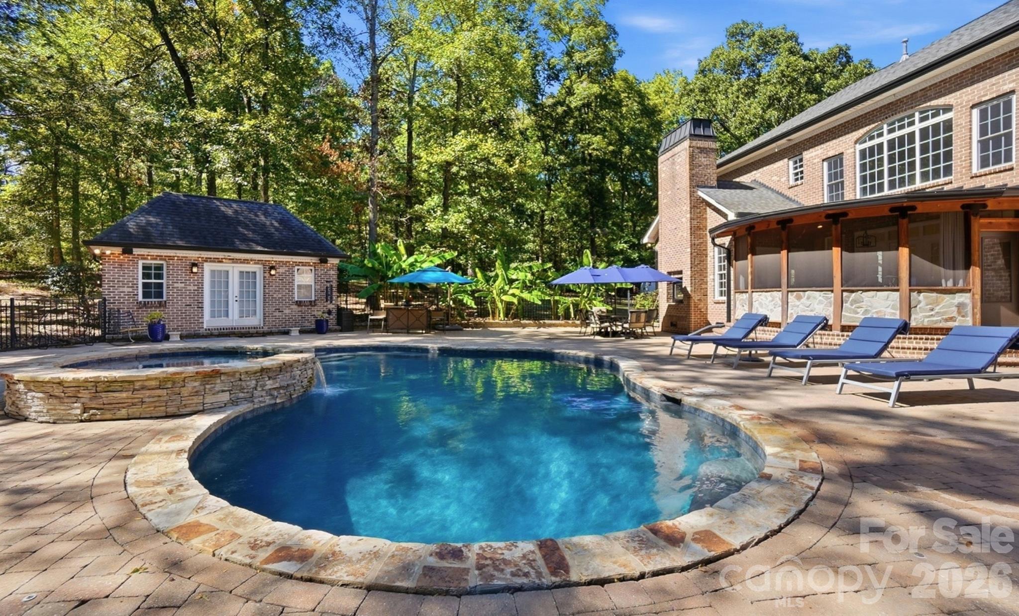 main property photo 36