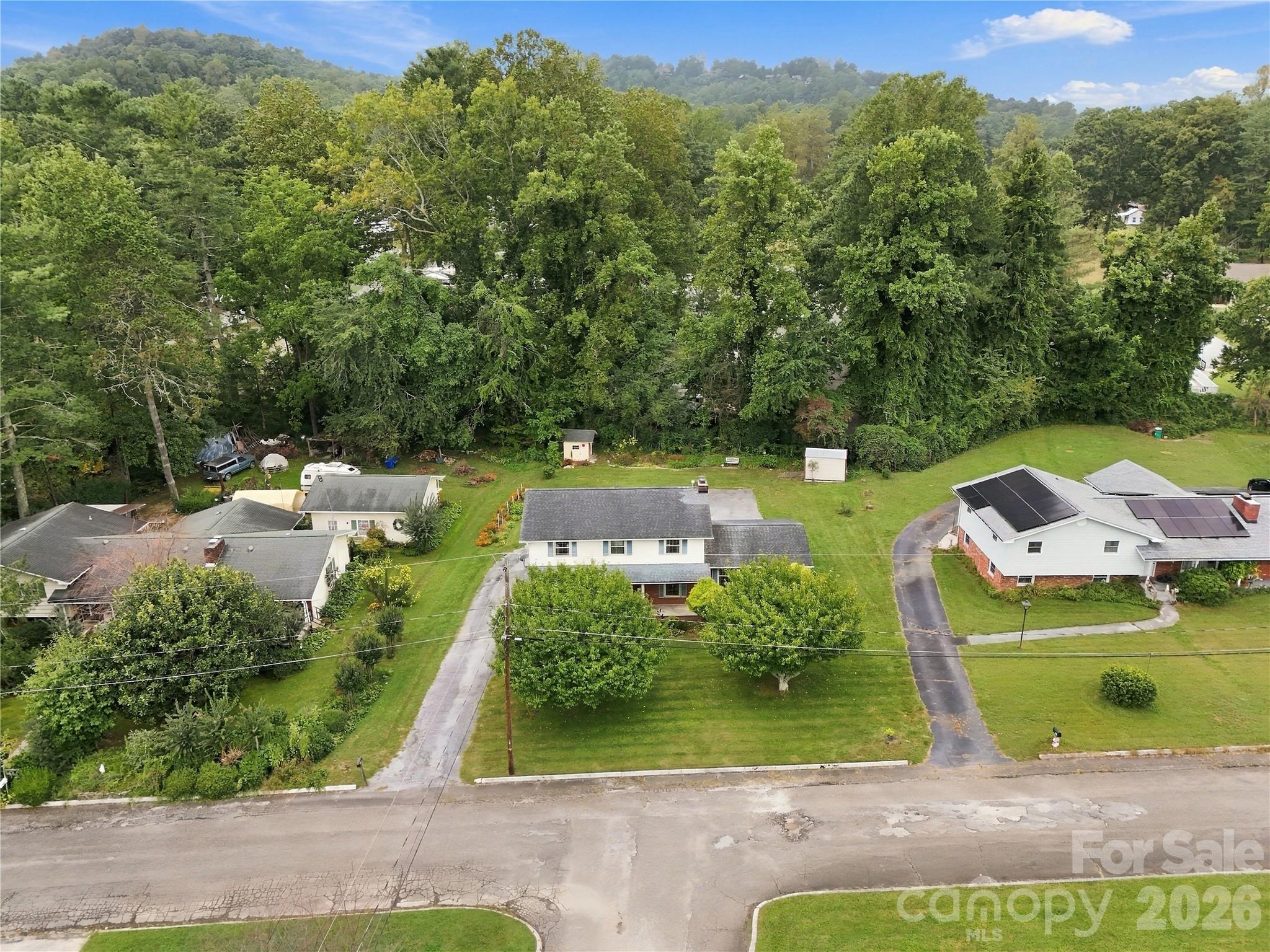 main property photo 33