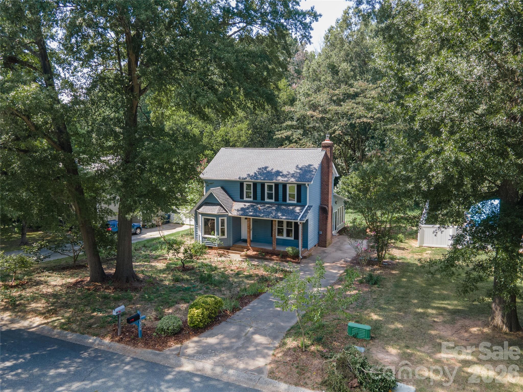 main property photo 2