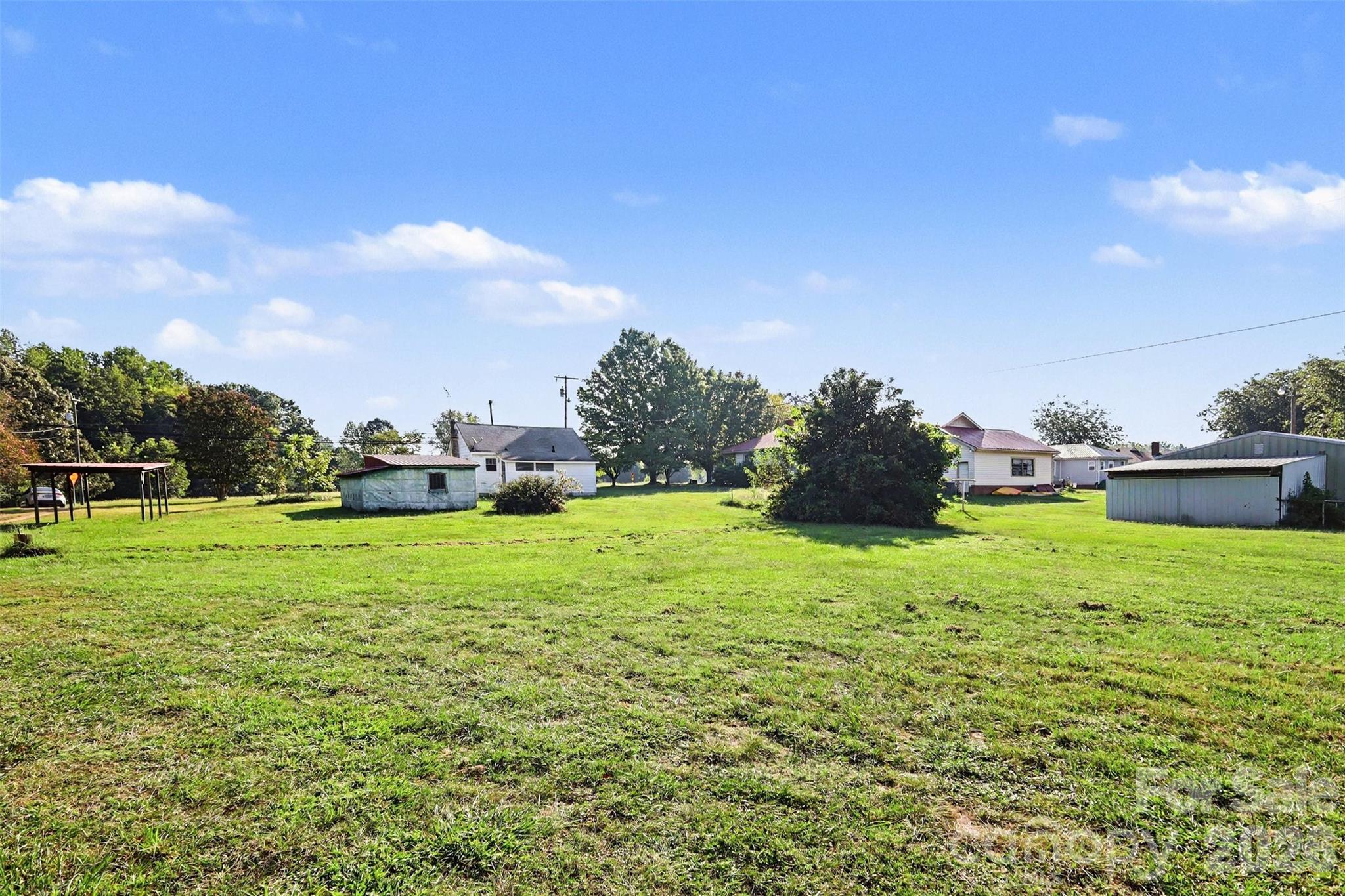 main property photo 21