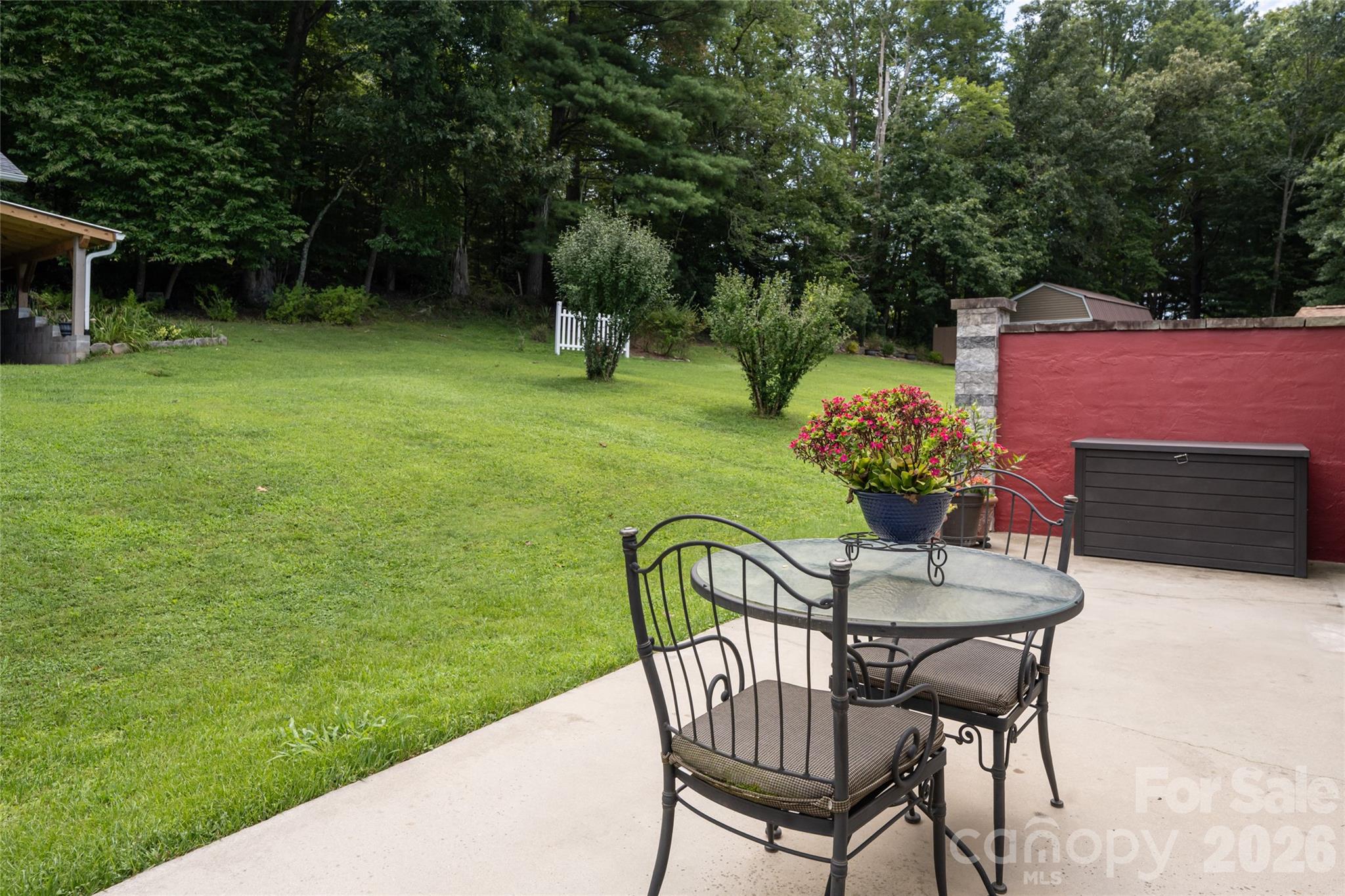 main property photo 33