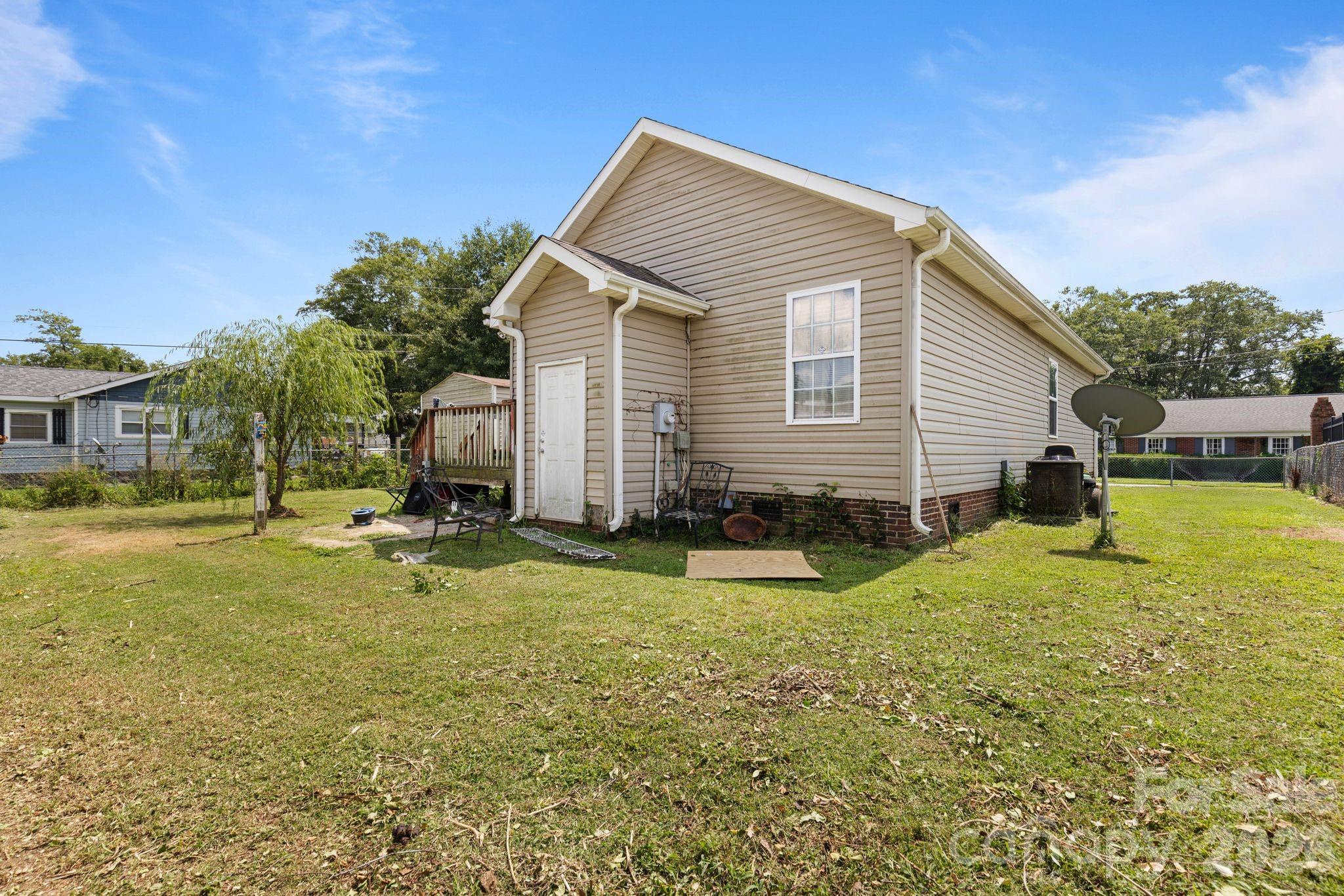 main property photo 19