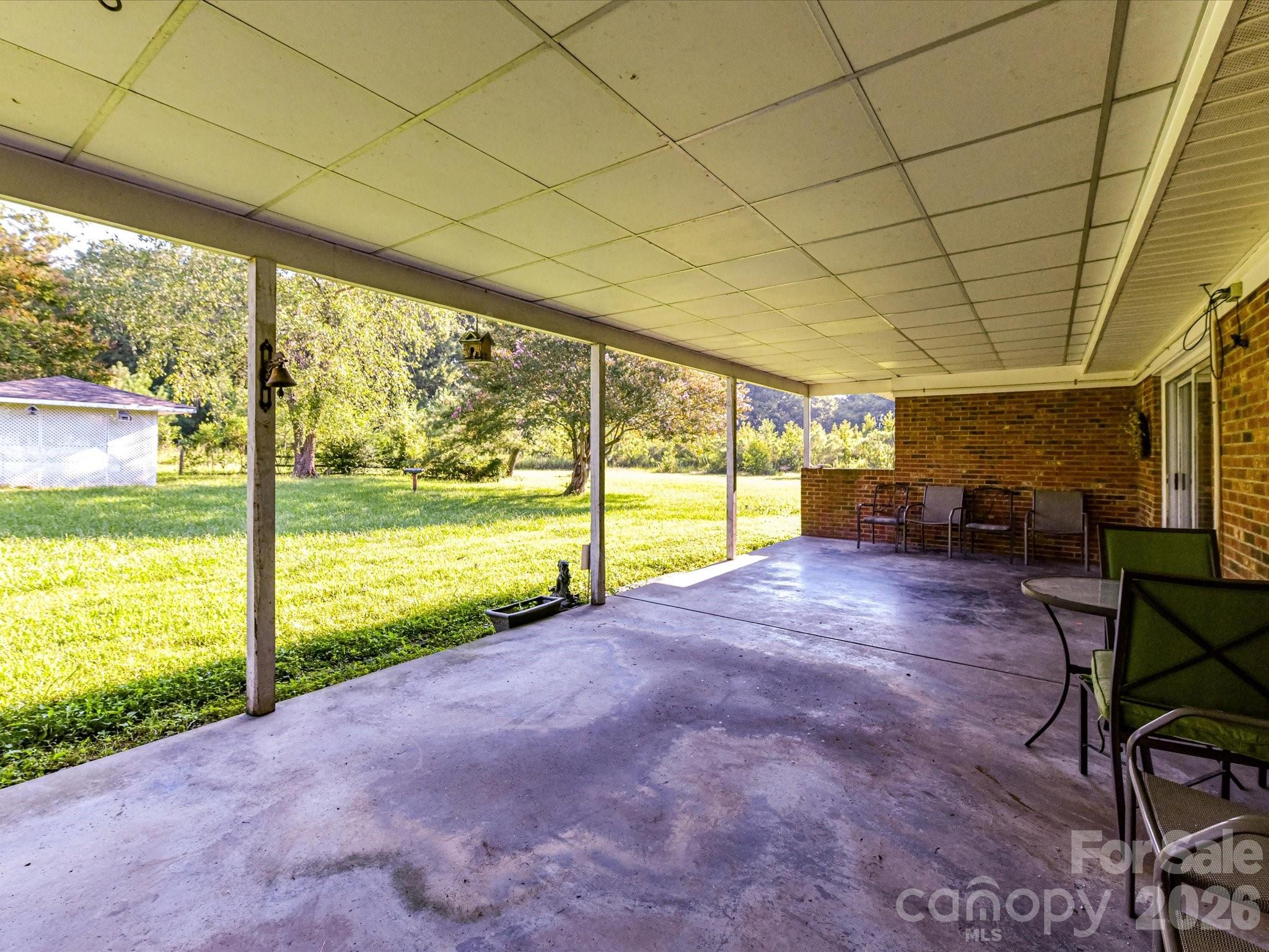 main property photo 37