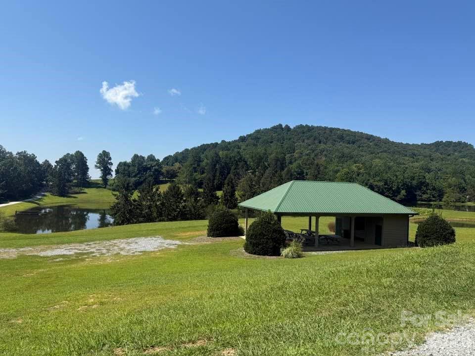 main property photo 40