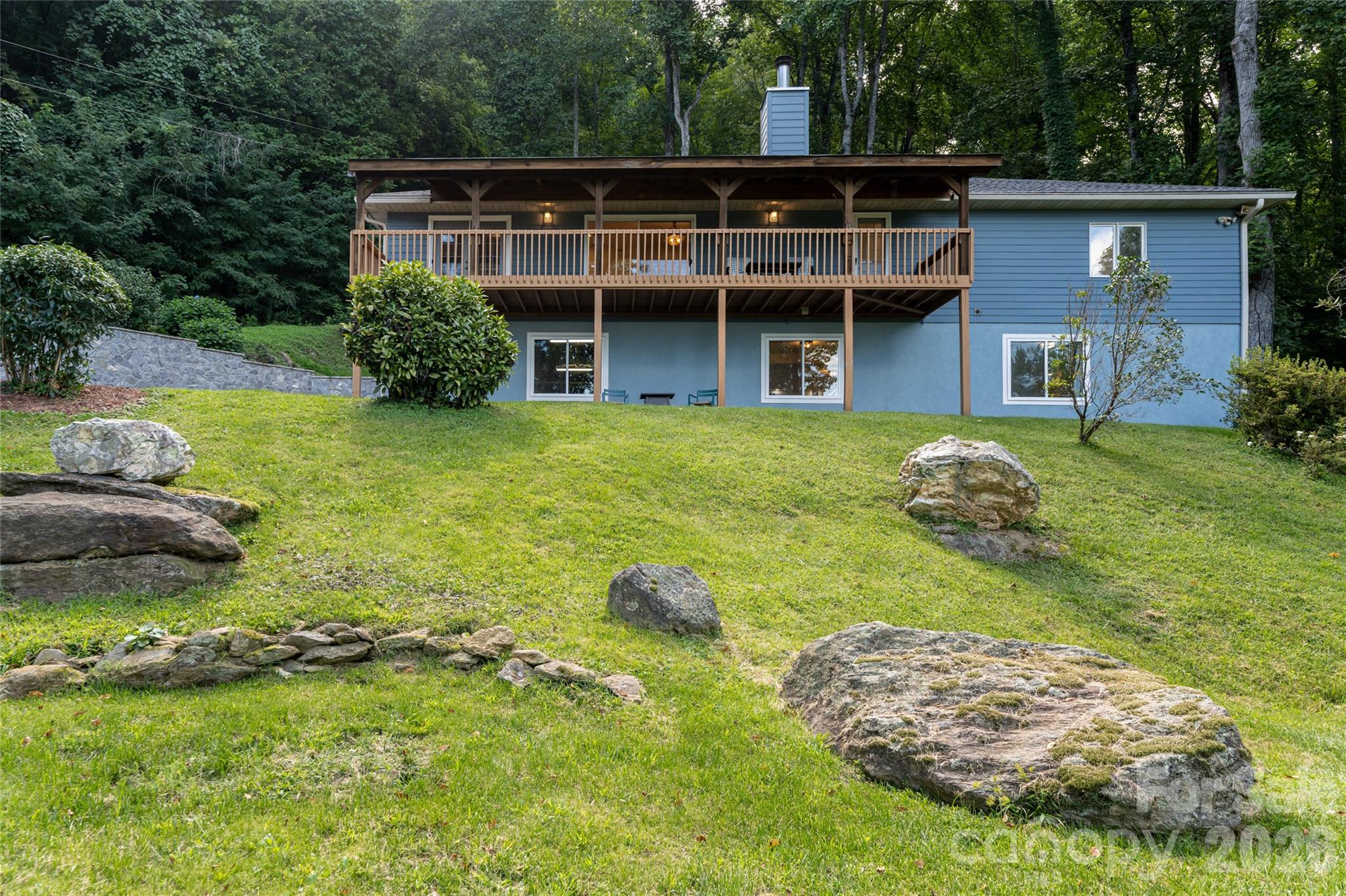 main property photo 41