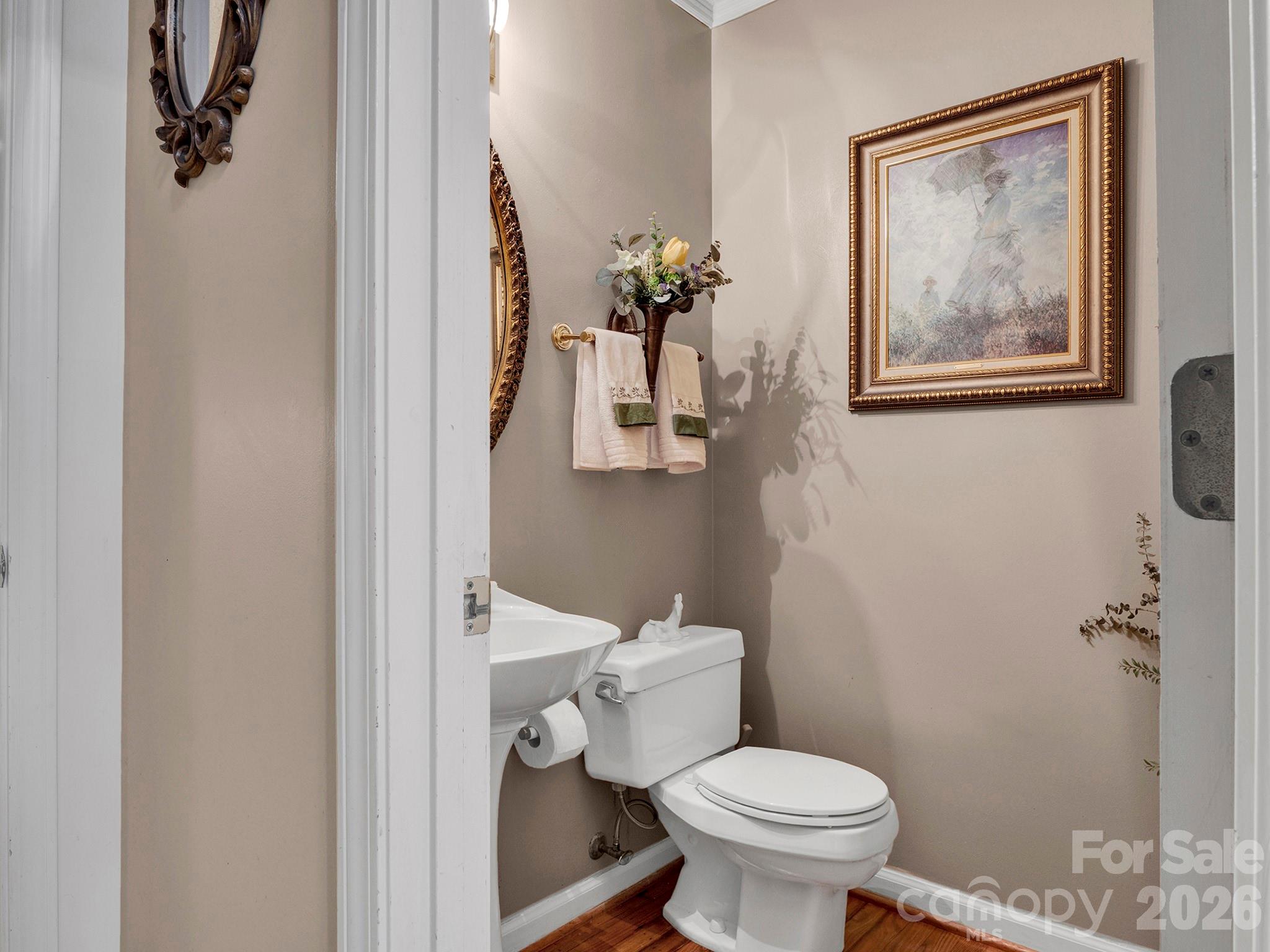 main property photo 7