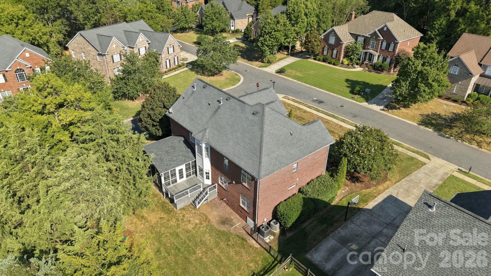 main property photo 46