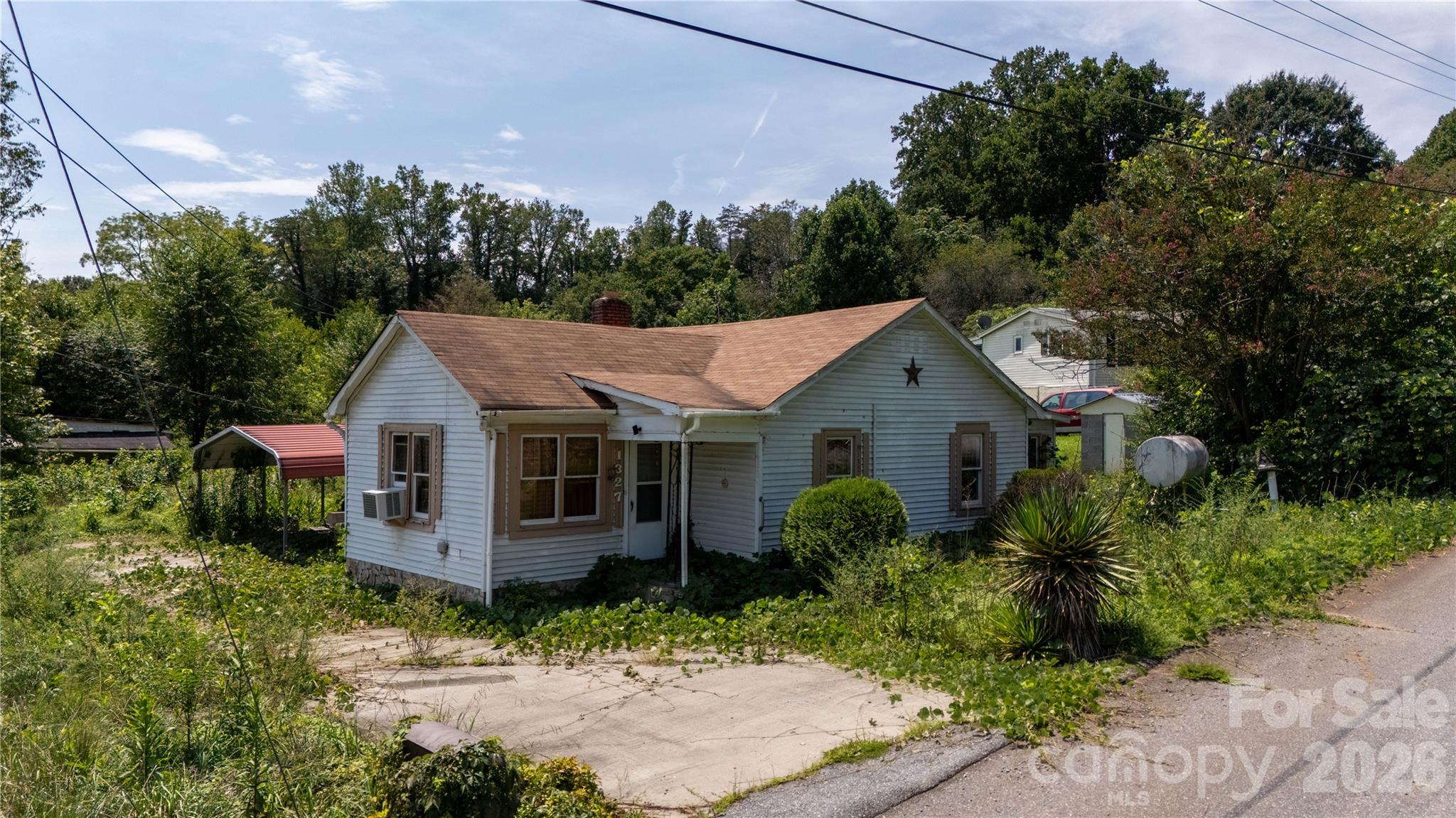 main property photo 5