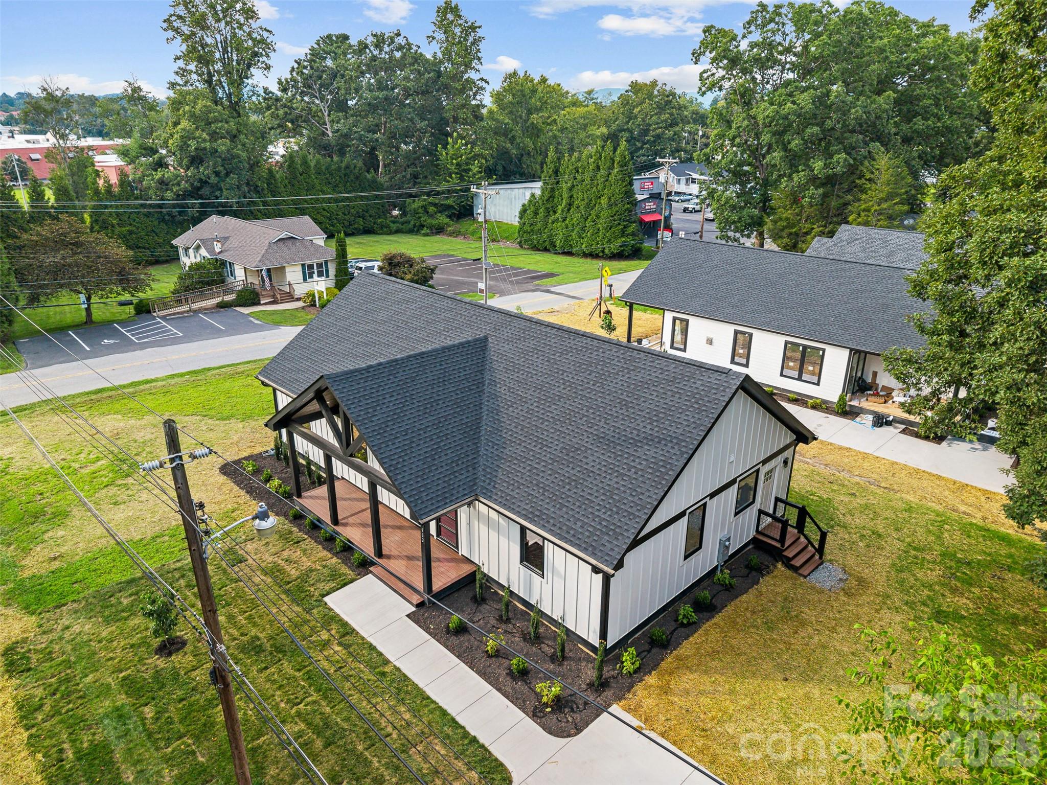 main property photo 45