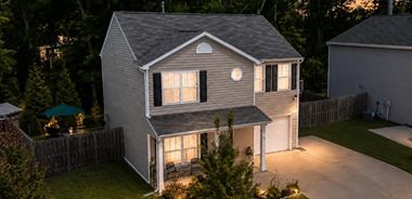 image of property with 3 Bed | 3 Bath | 1,400 Sqft