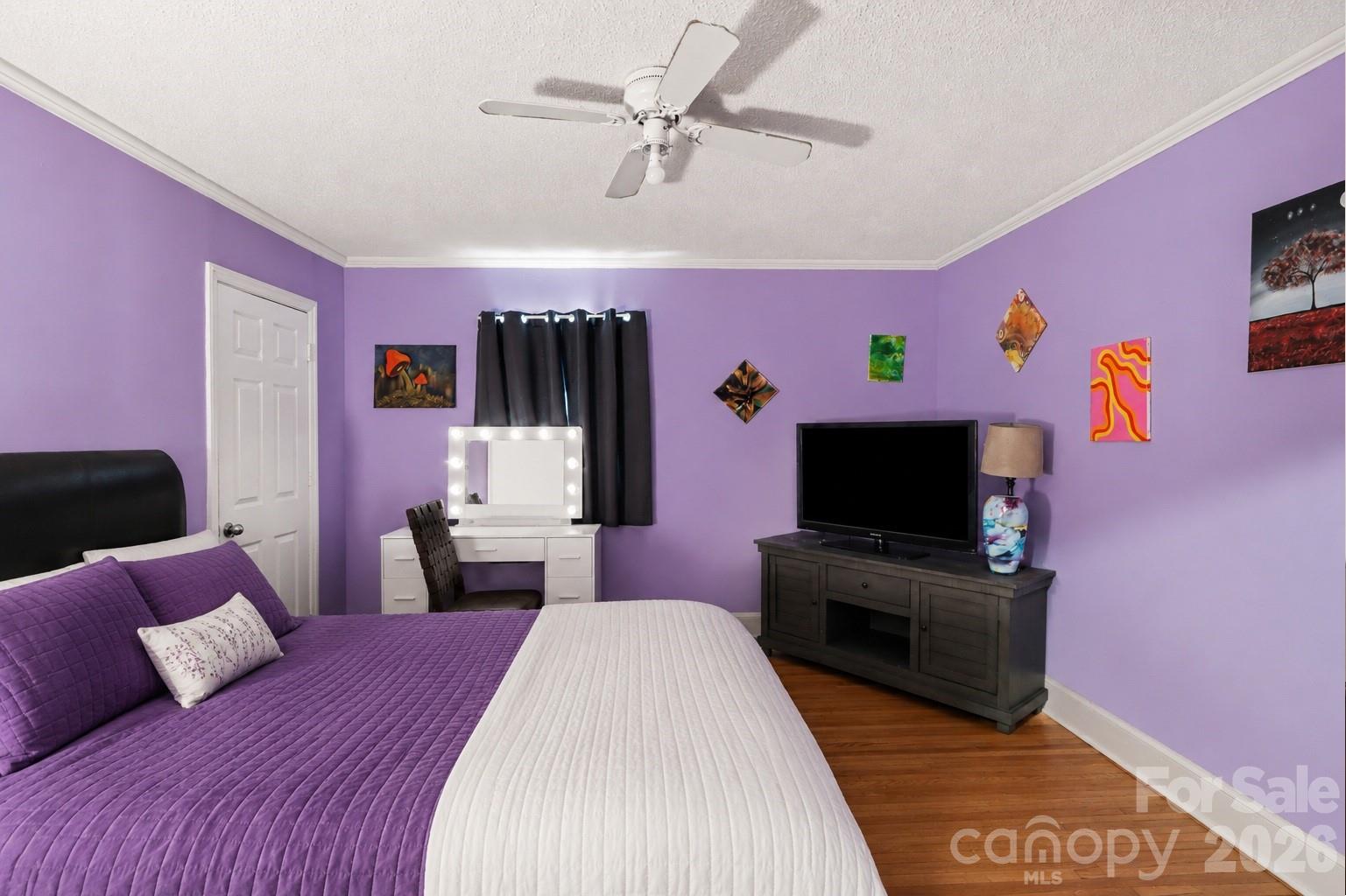 main property photo 8
