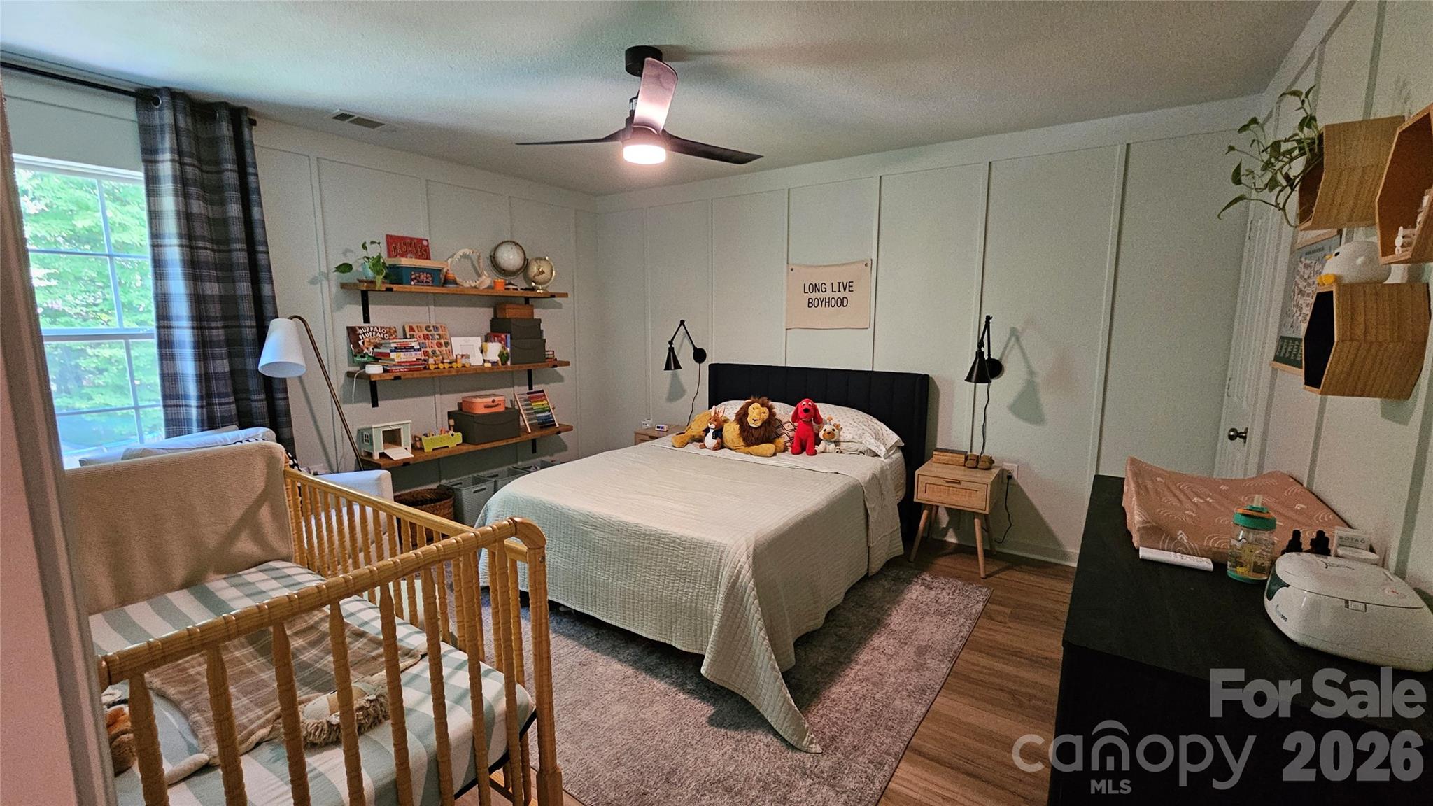 main property photo 17