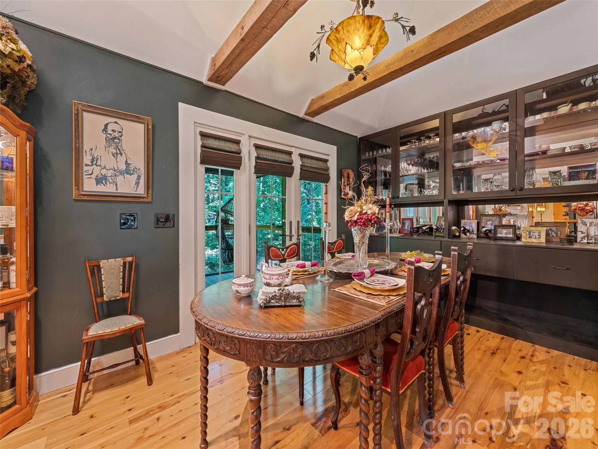 main property photo 8