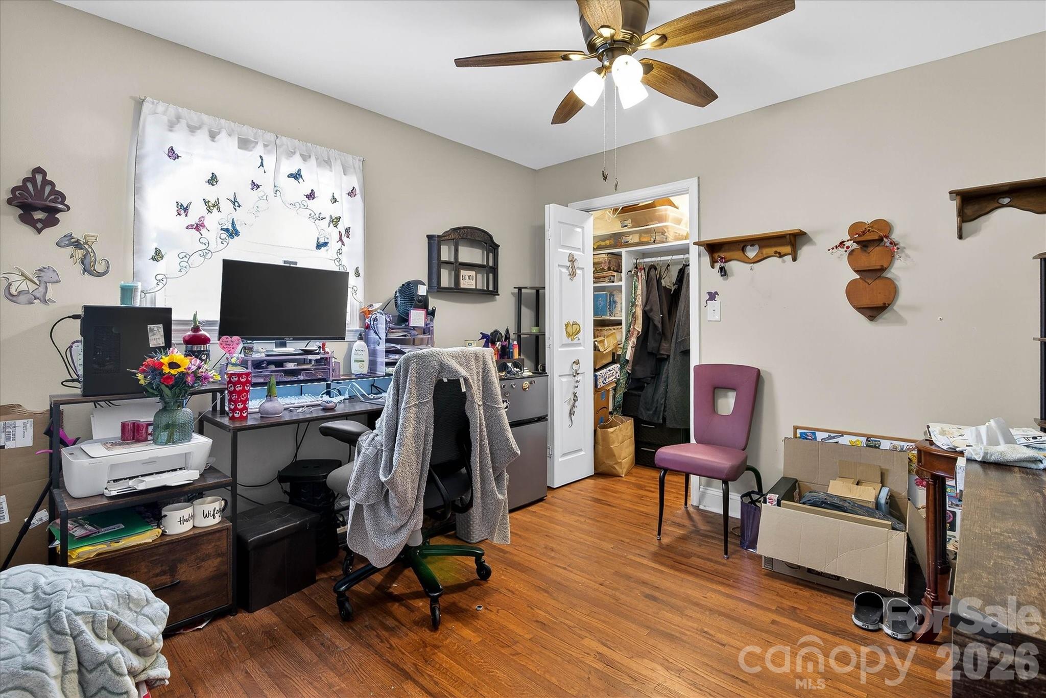 main property photo 26